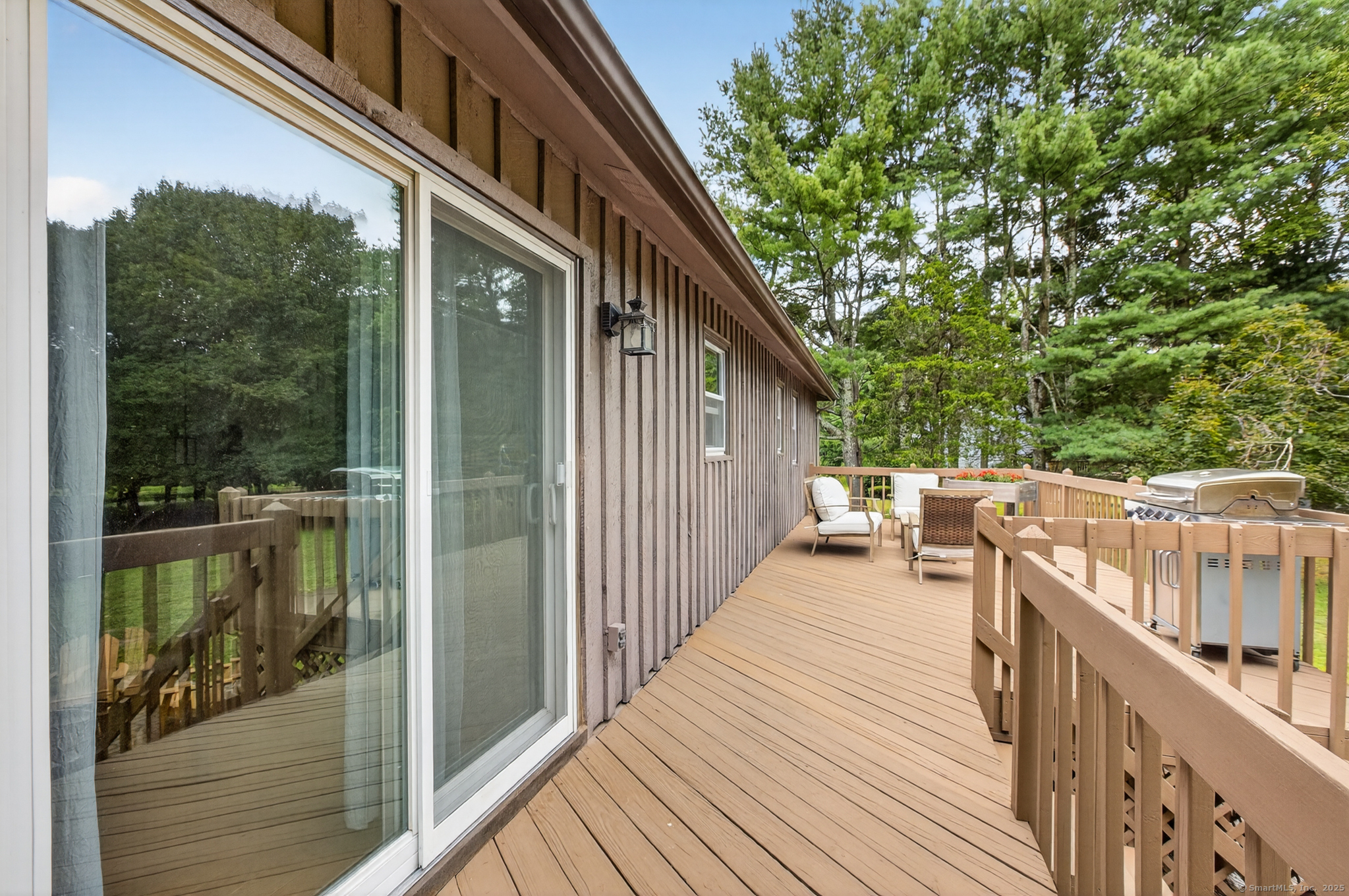 1107 North River Road