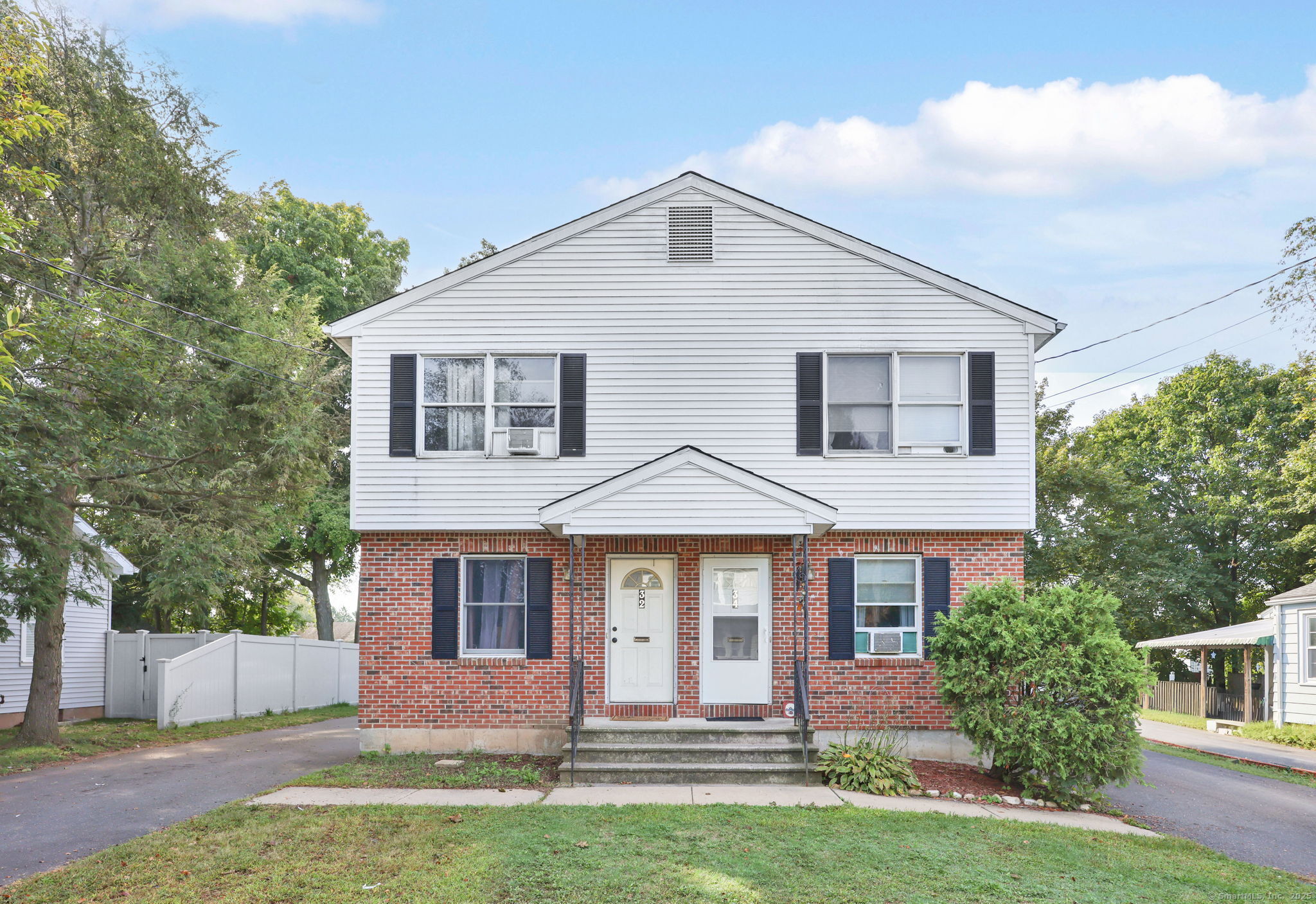 32 Dudley Street