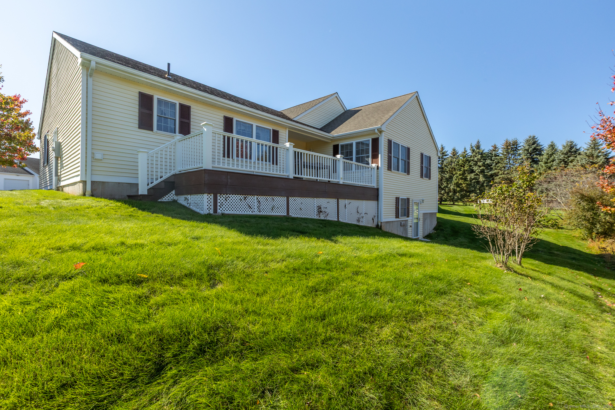 3 Quail Hollow Close 3
