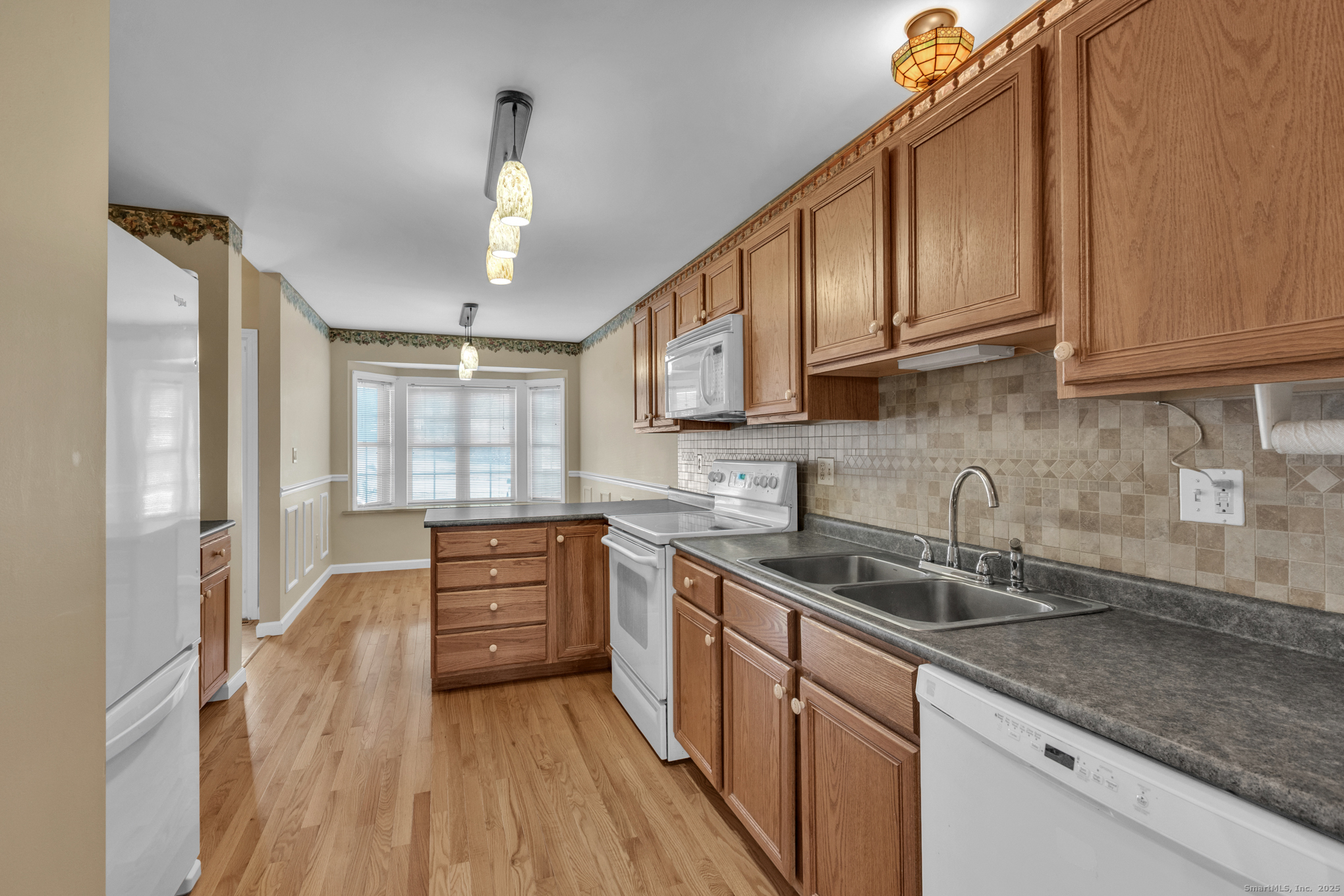 244 Oakland Street APT E