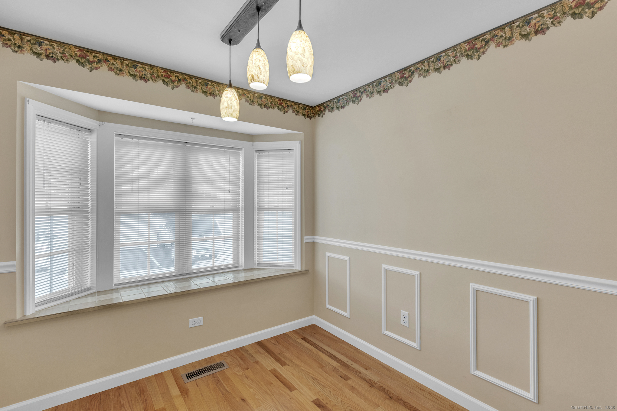 244 Oakland Street APT E