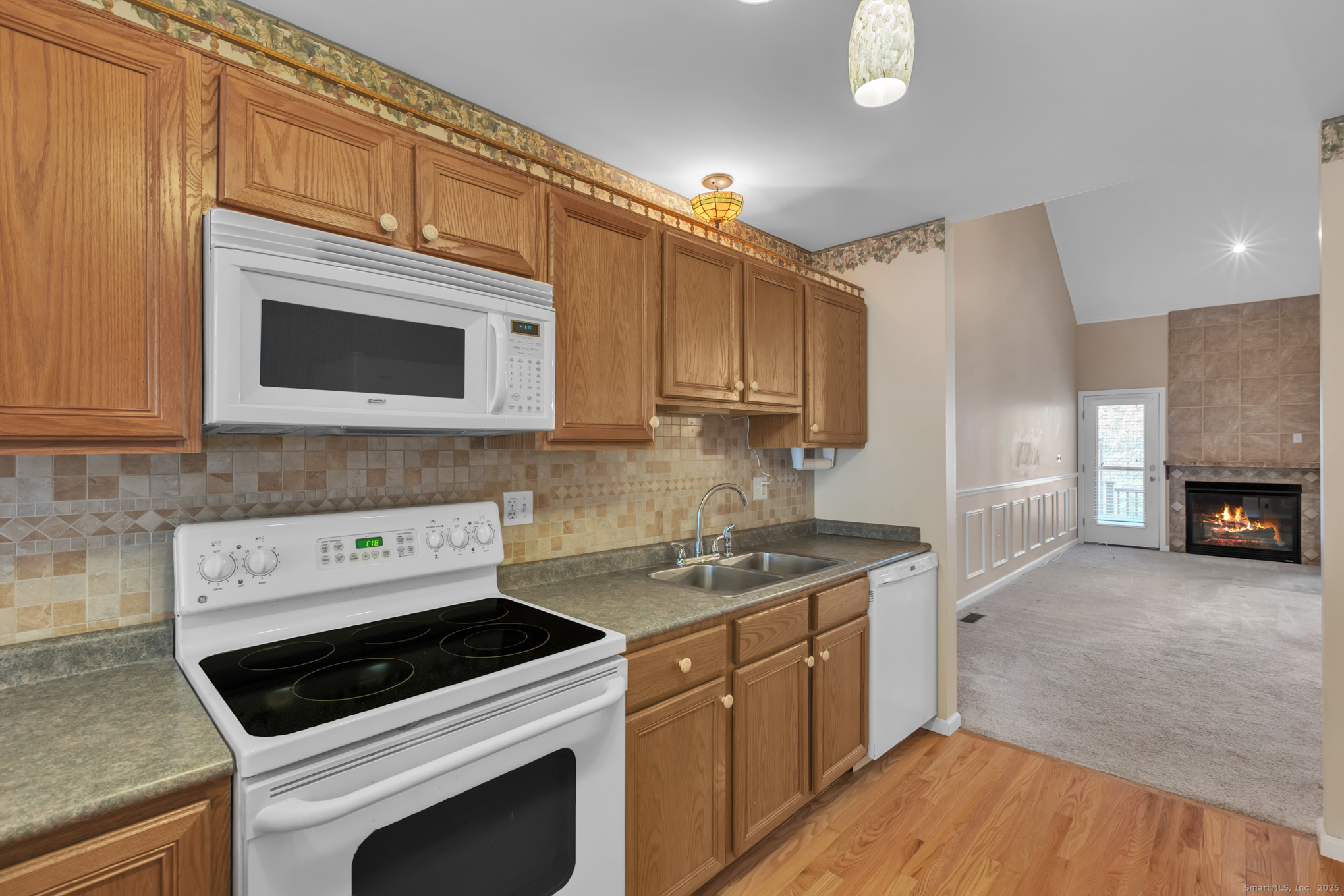 244 Oakland Street APT E
