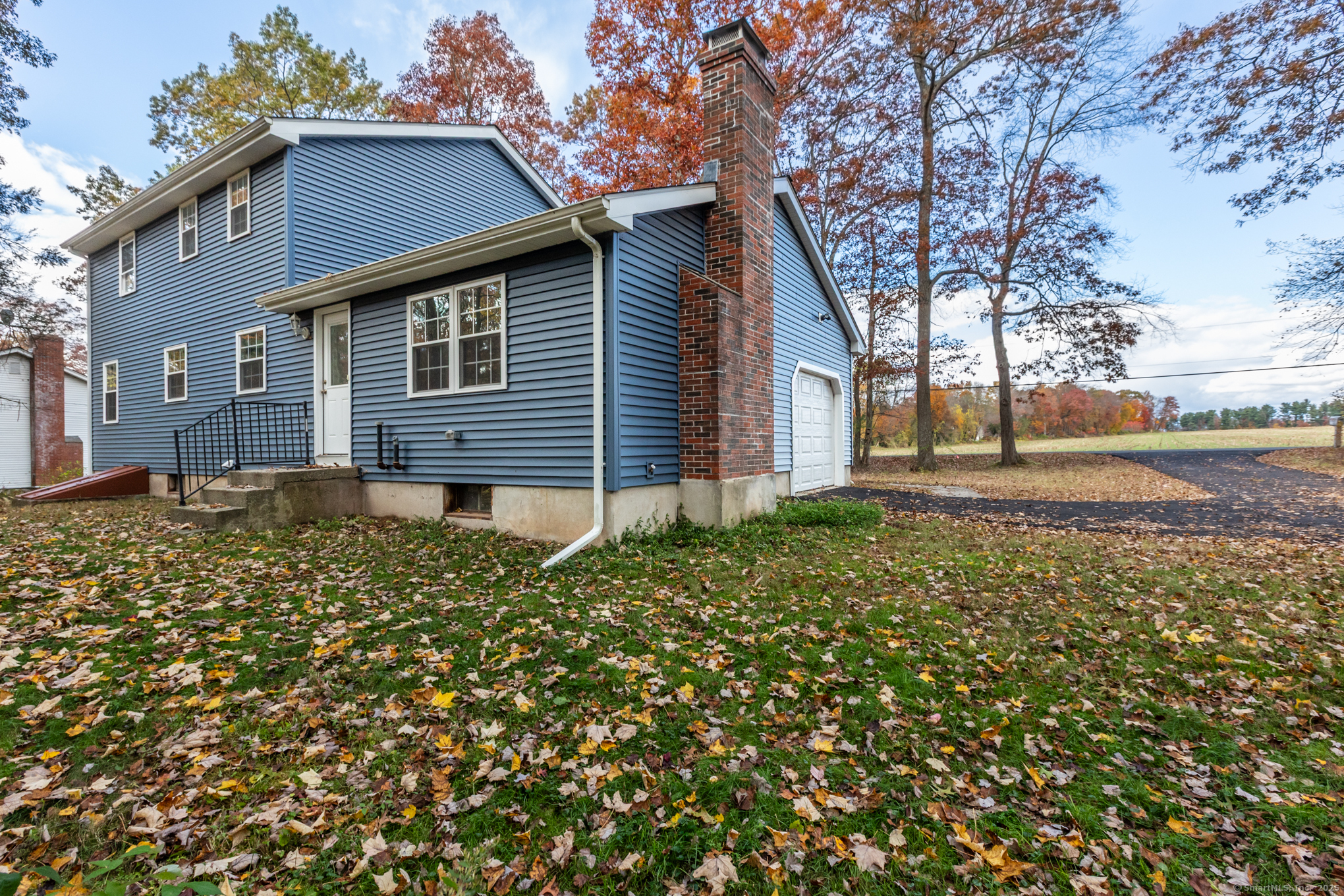 42 Middle Road