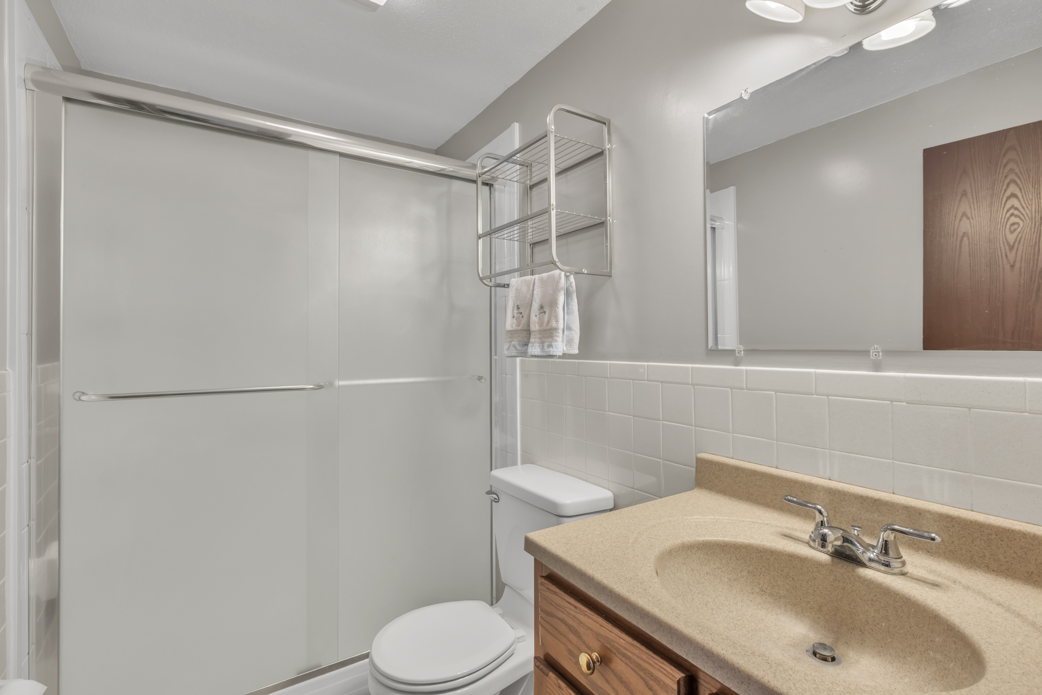 1 Abbott Road 85