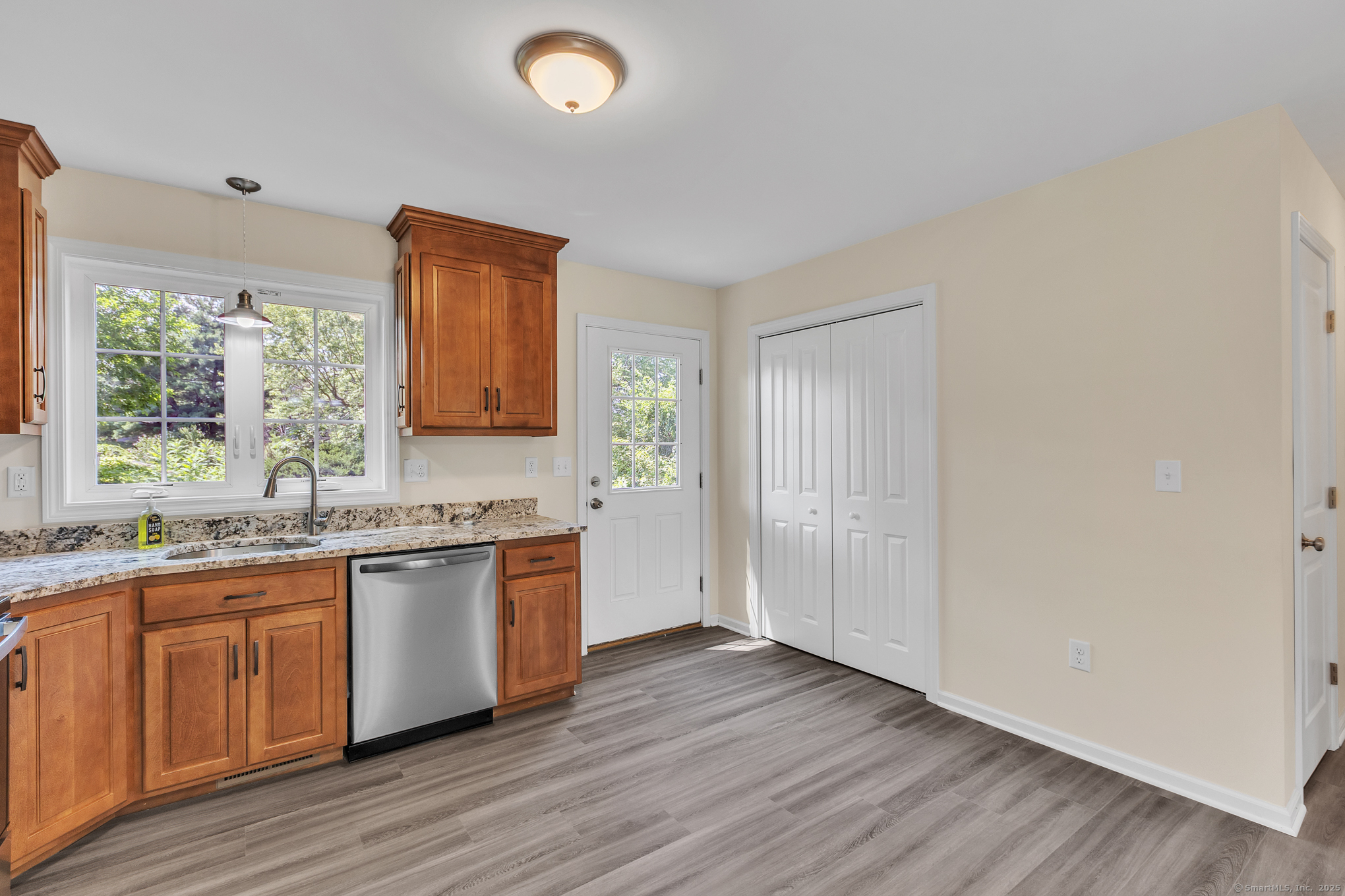 6 Morrison St Extension 1