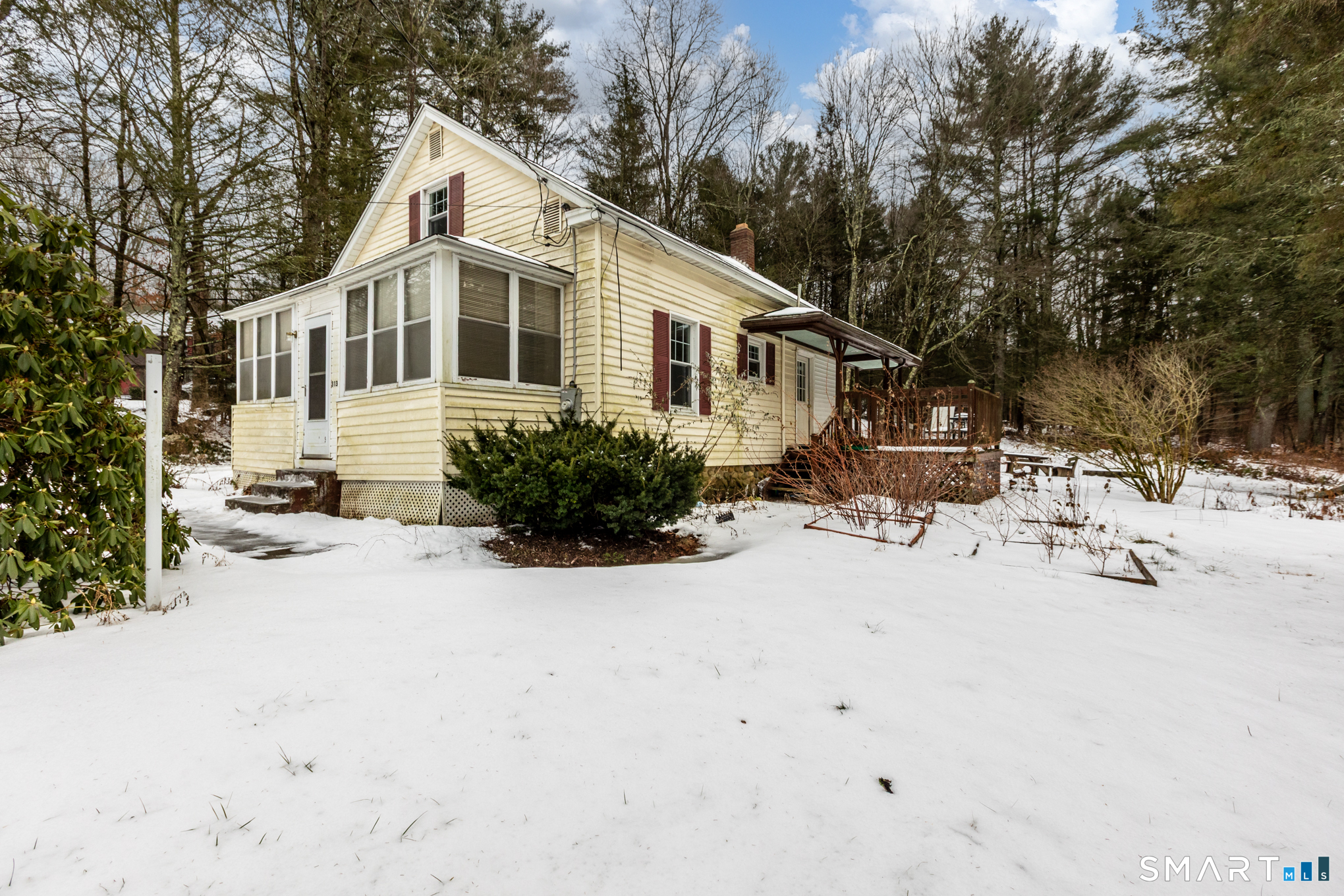 313 Buckley Highway