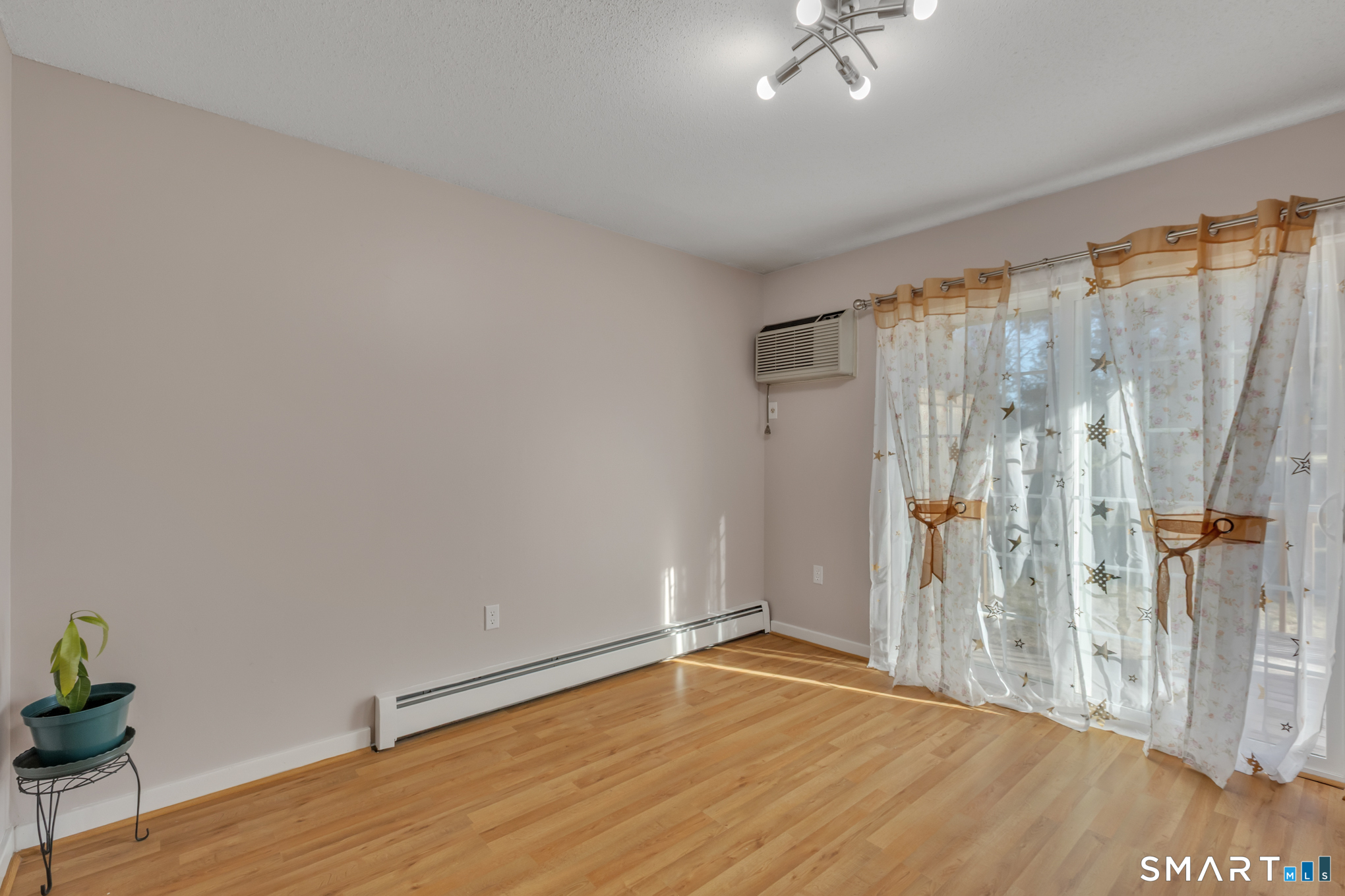 60 Old Town Road 143