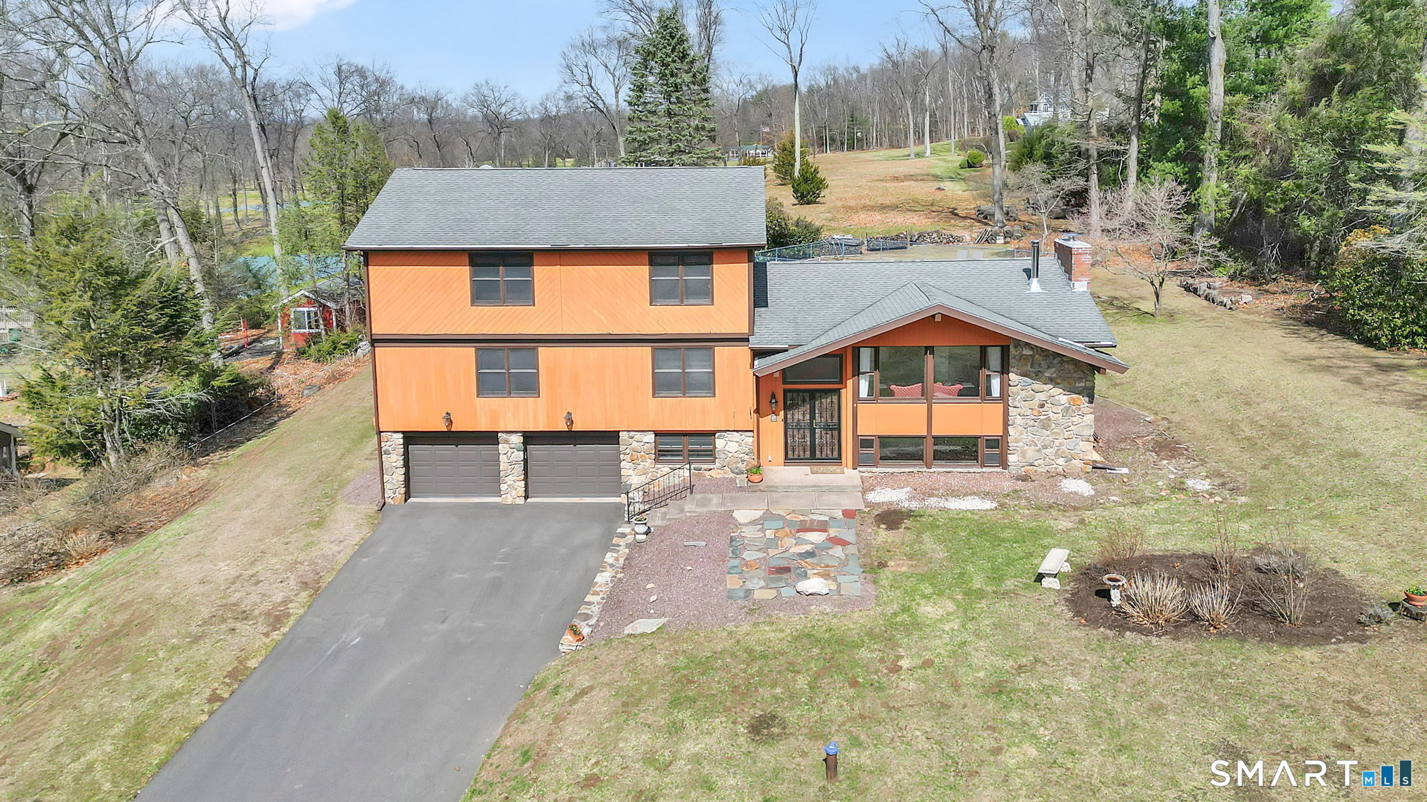 3 Standish Road