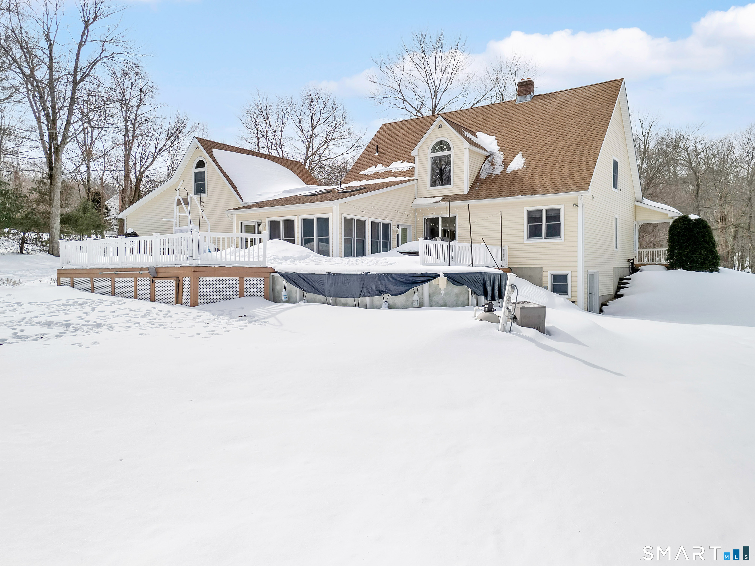 16 Higgins Way