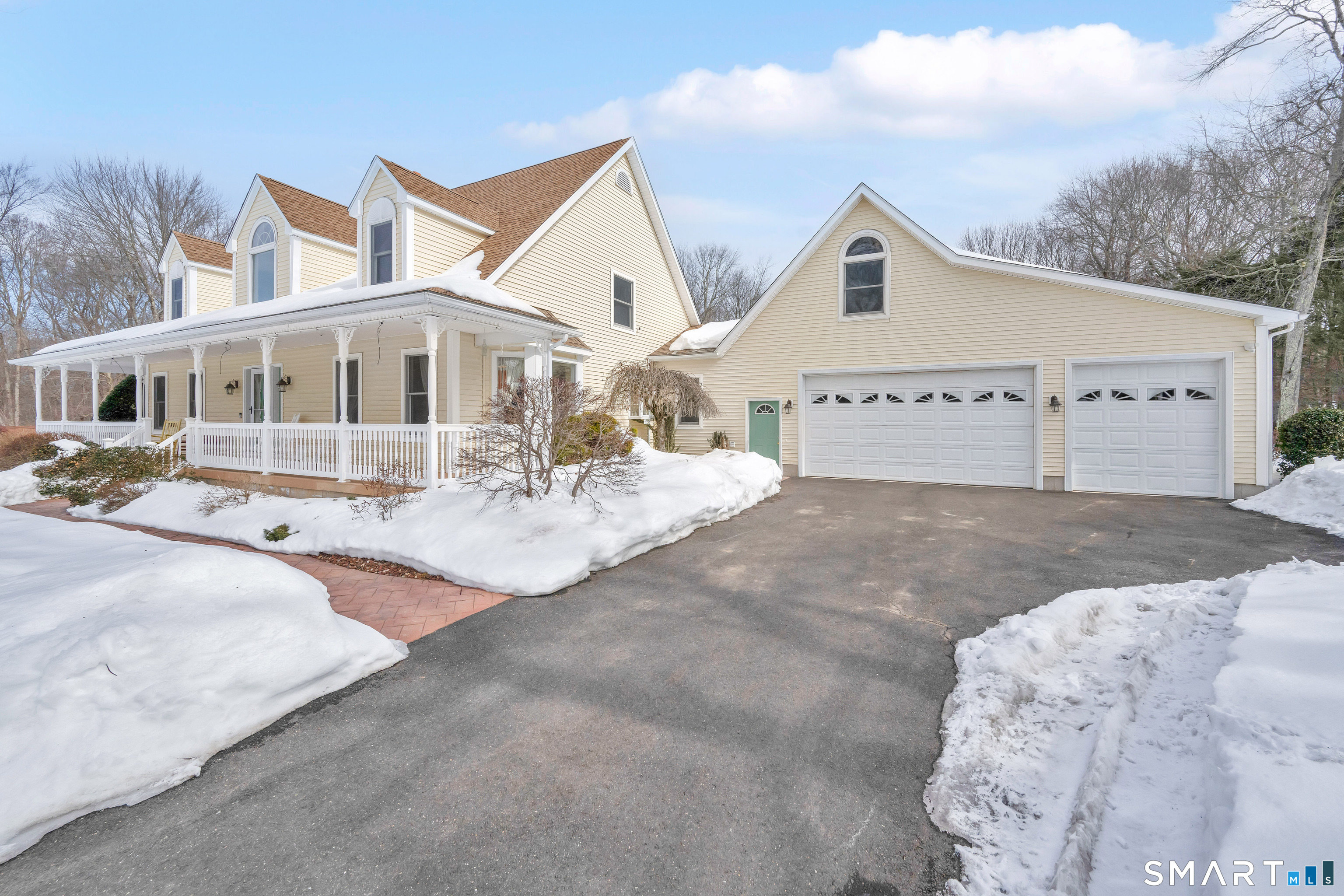 16 Higgins Way