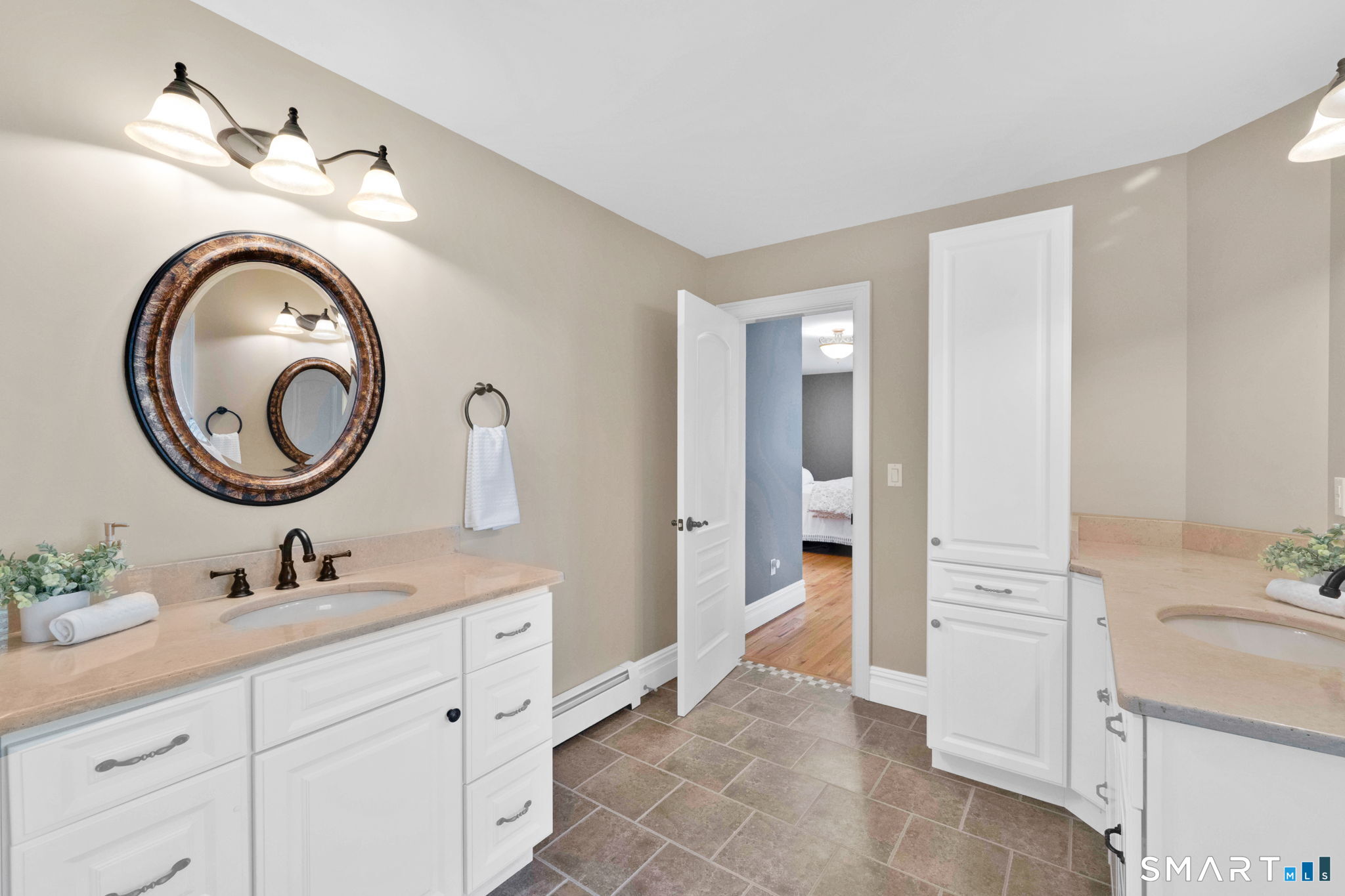 24 Ellridge Place