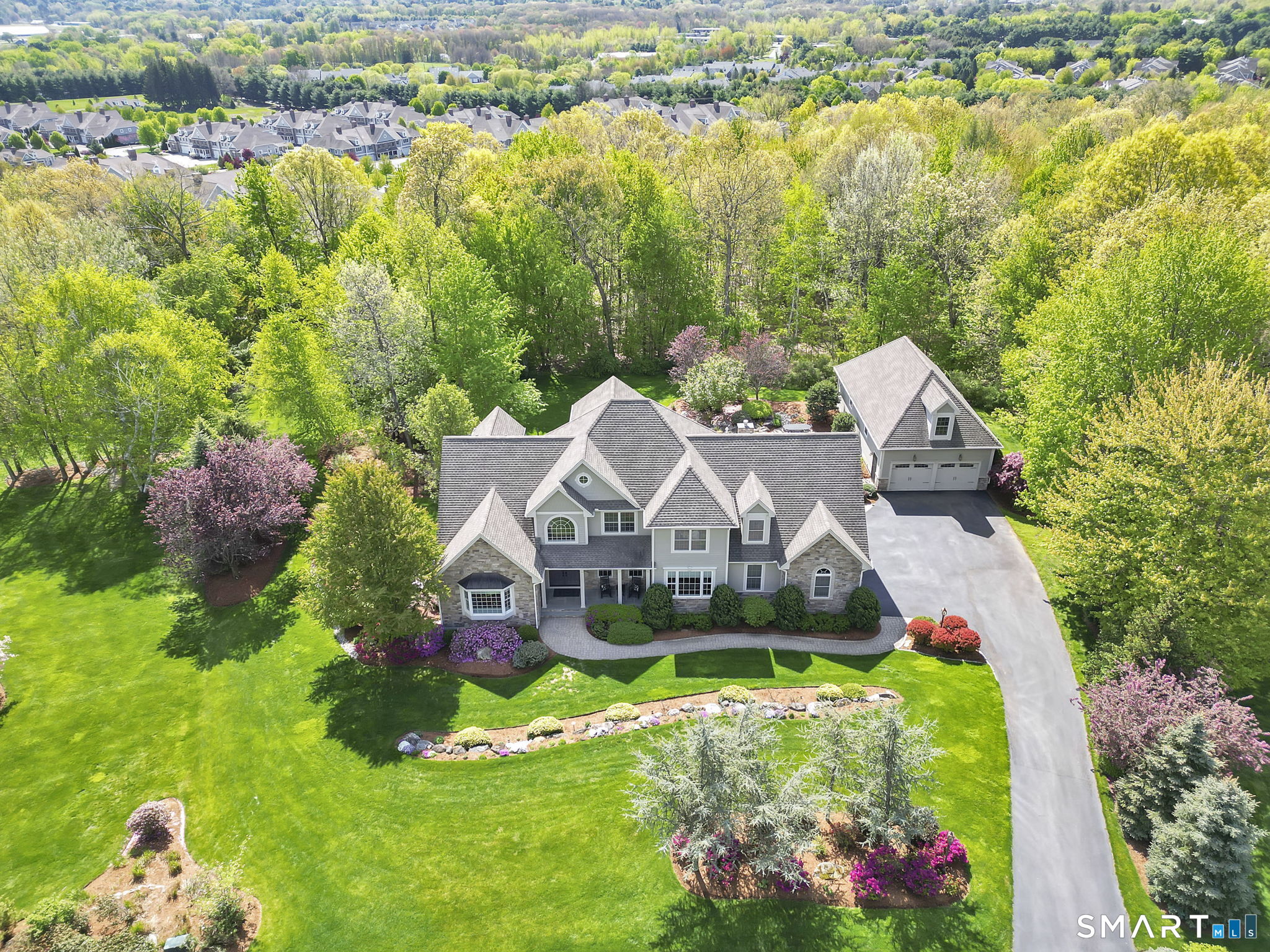 24 Ellridge Place