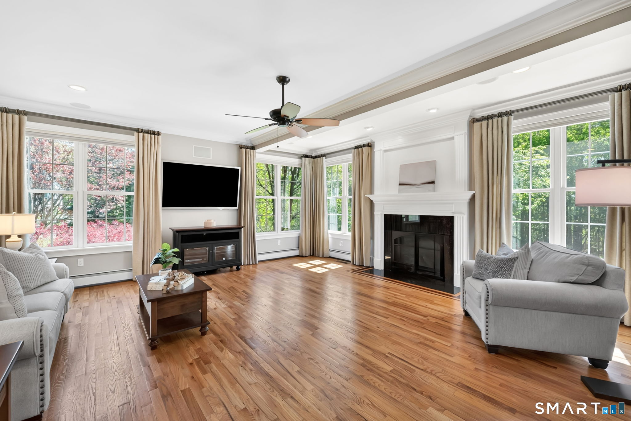 24 Ellridge Place