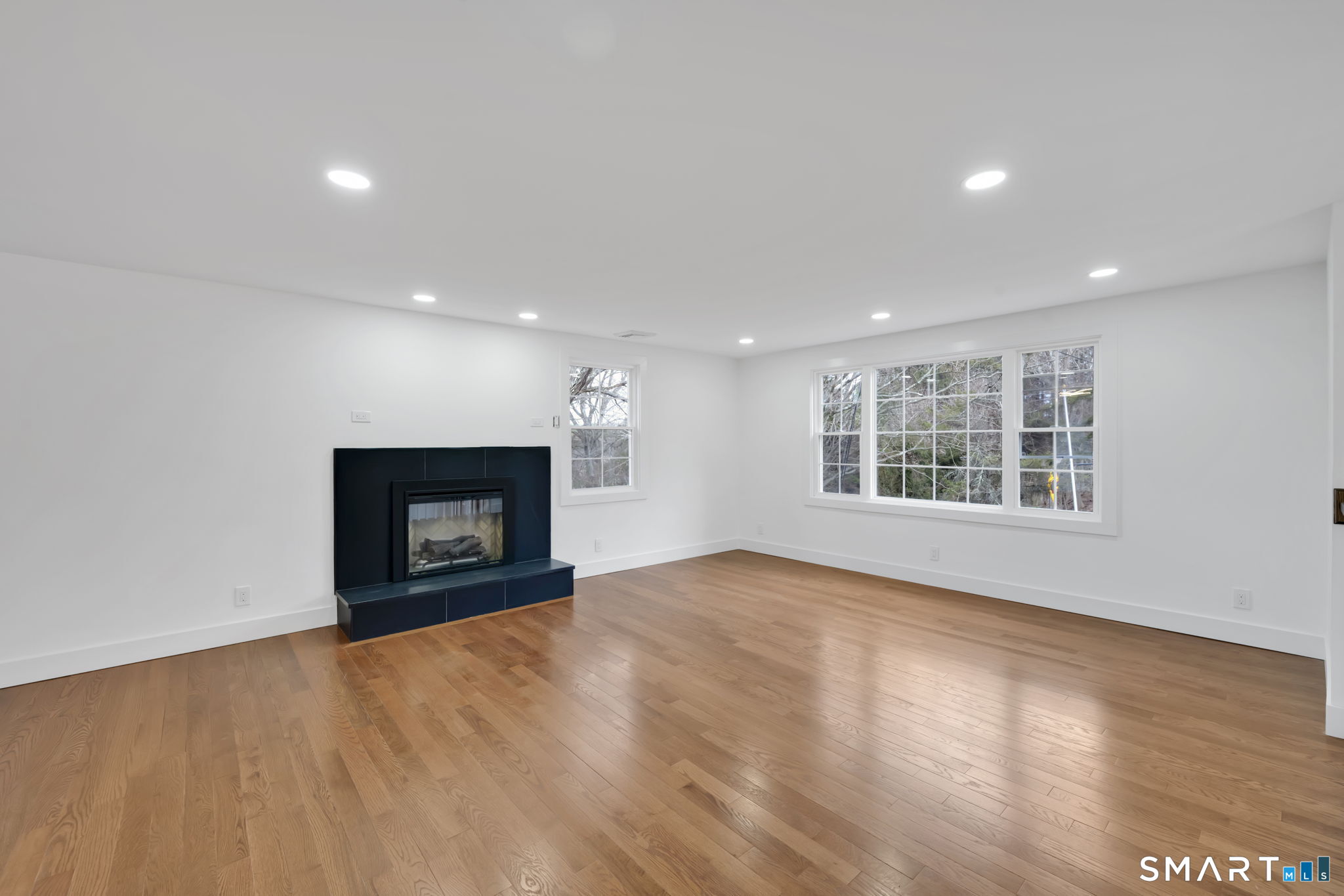 751 West Avon Road