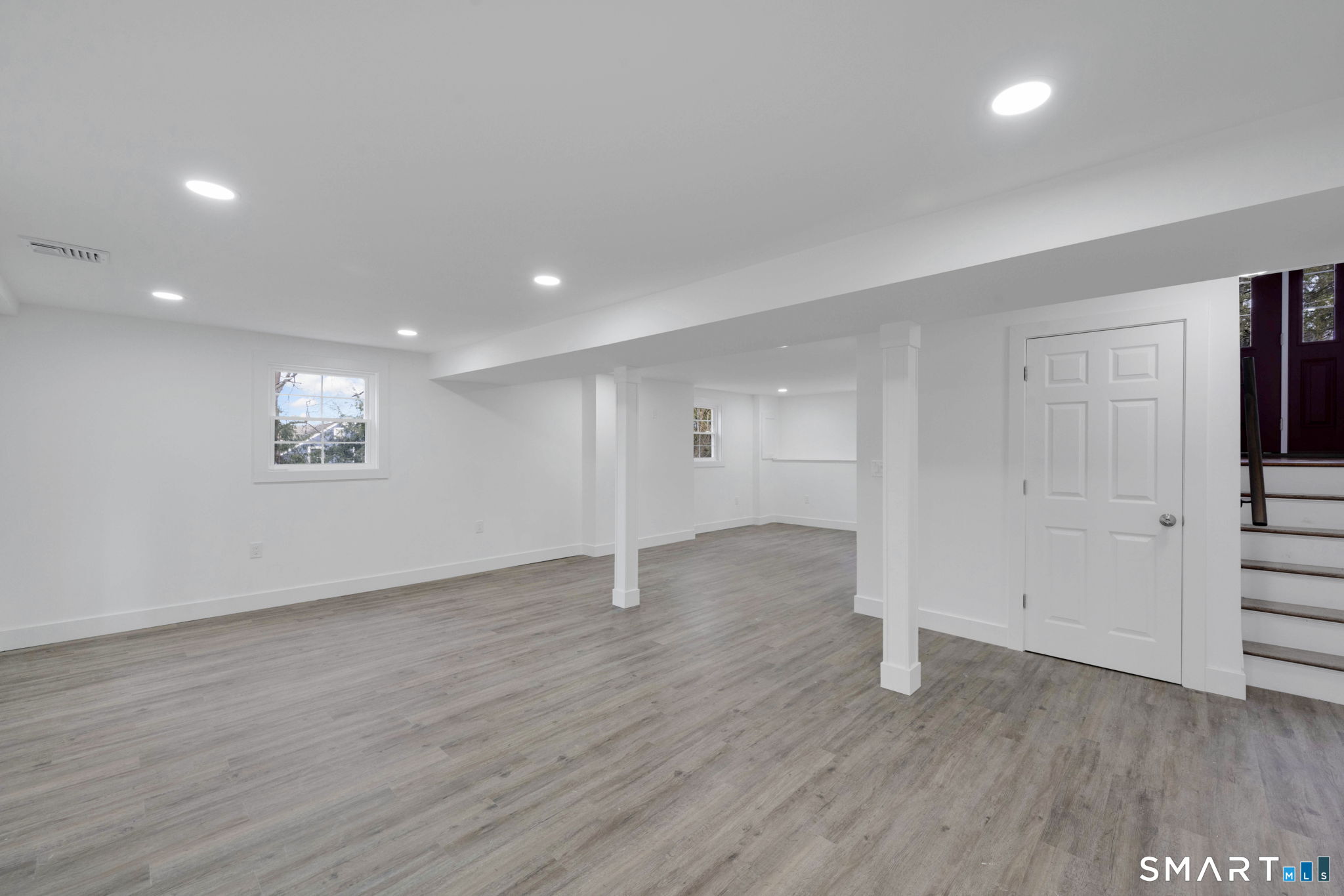 751 West Avon Road