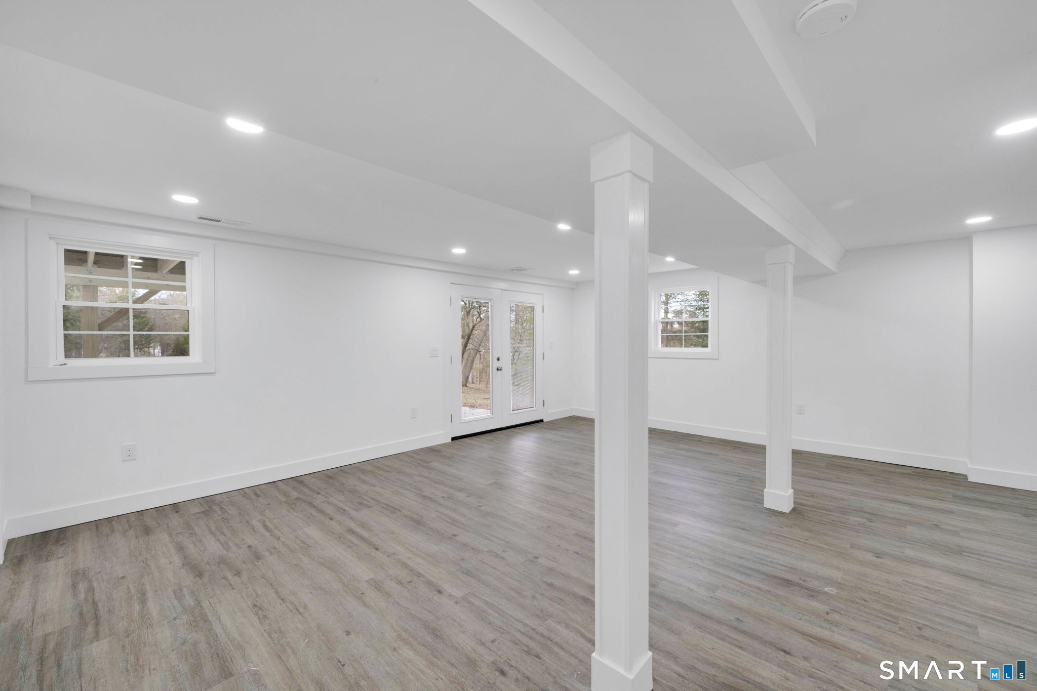 751 West Avon Road