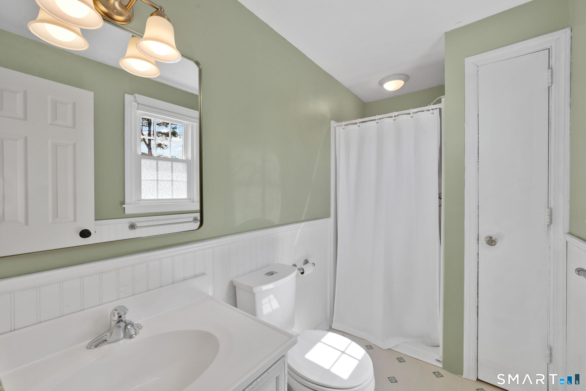 93 Crestridge Drive