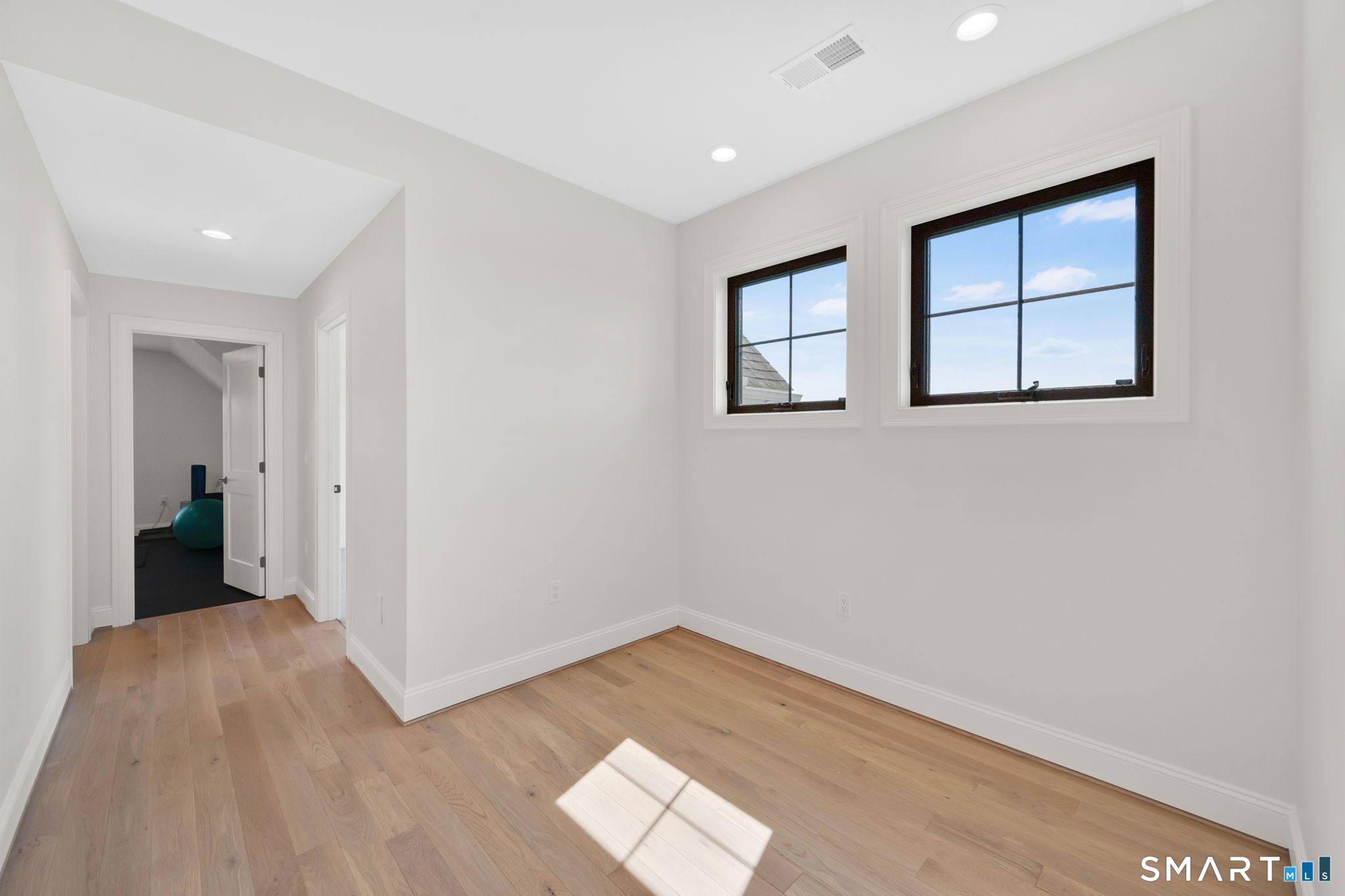 3 Garnet Lane