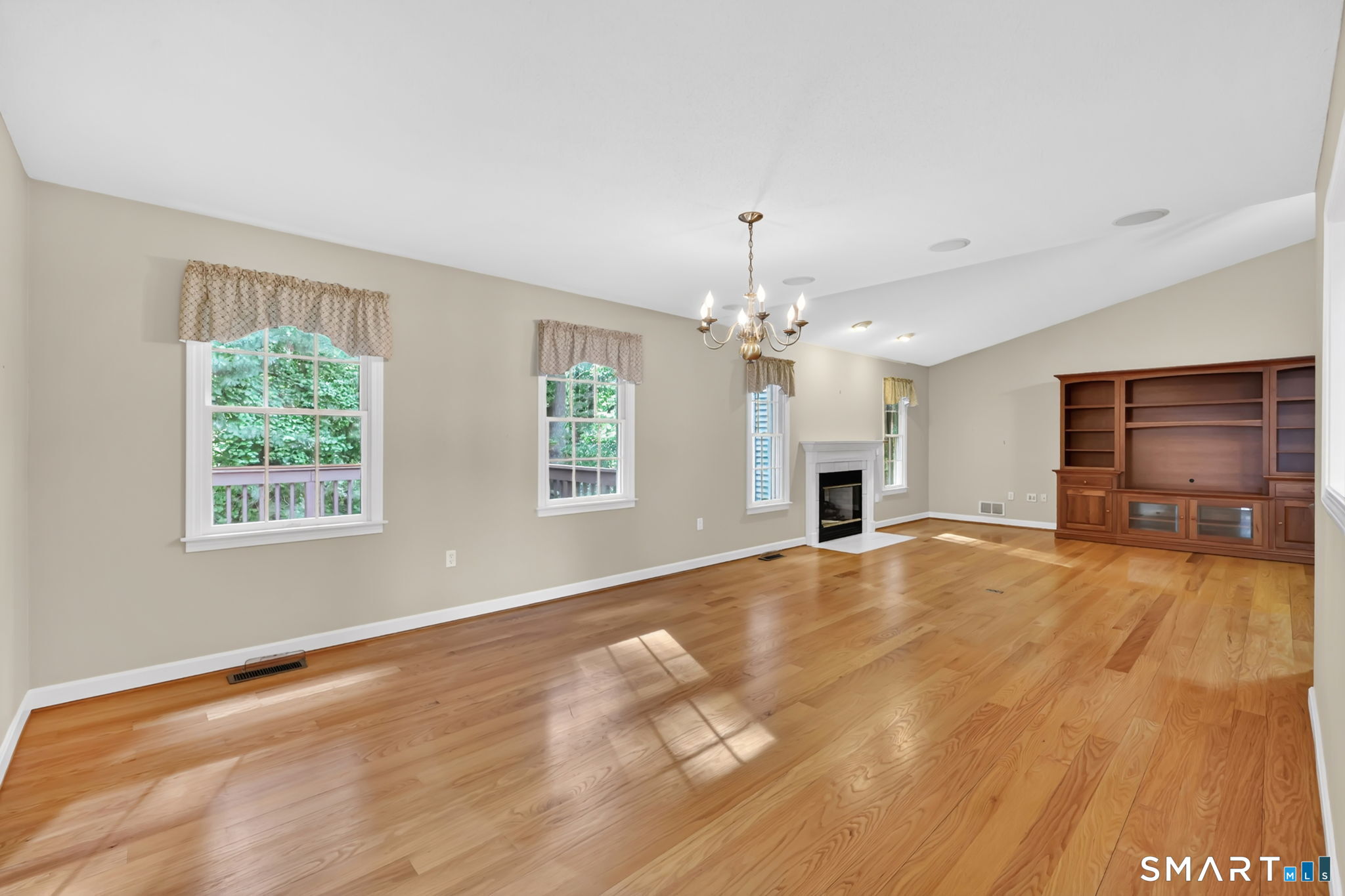 10 Knollwood Circle 10