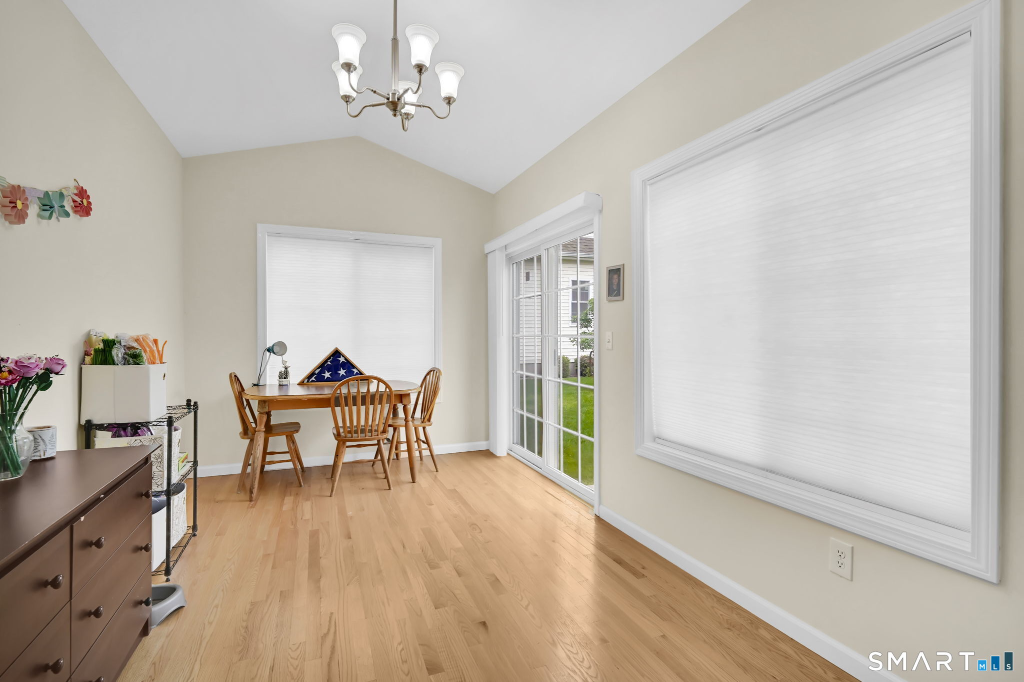 2 Christopher Court 2