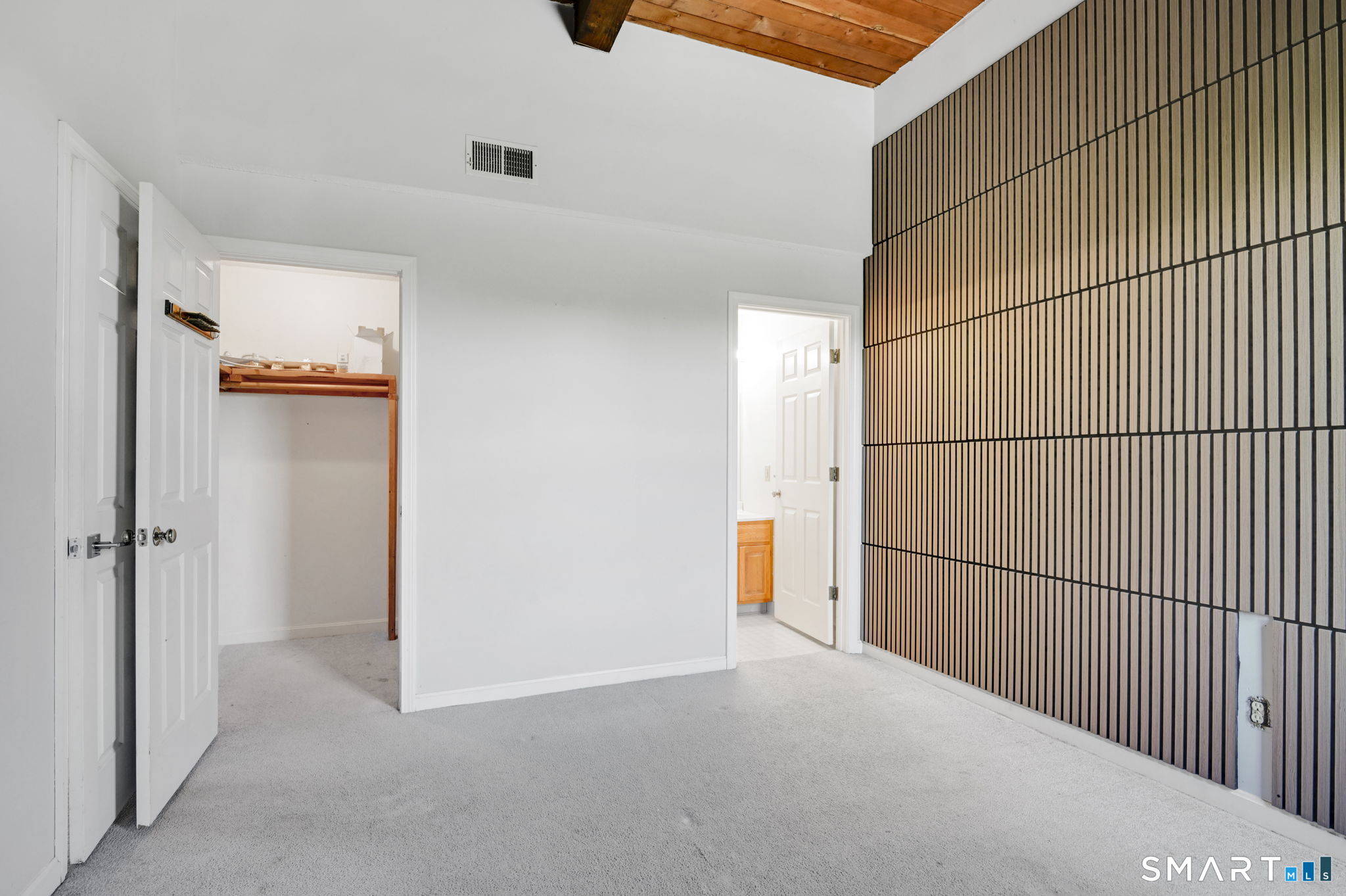 16 Vernon Avenue 50