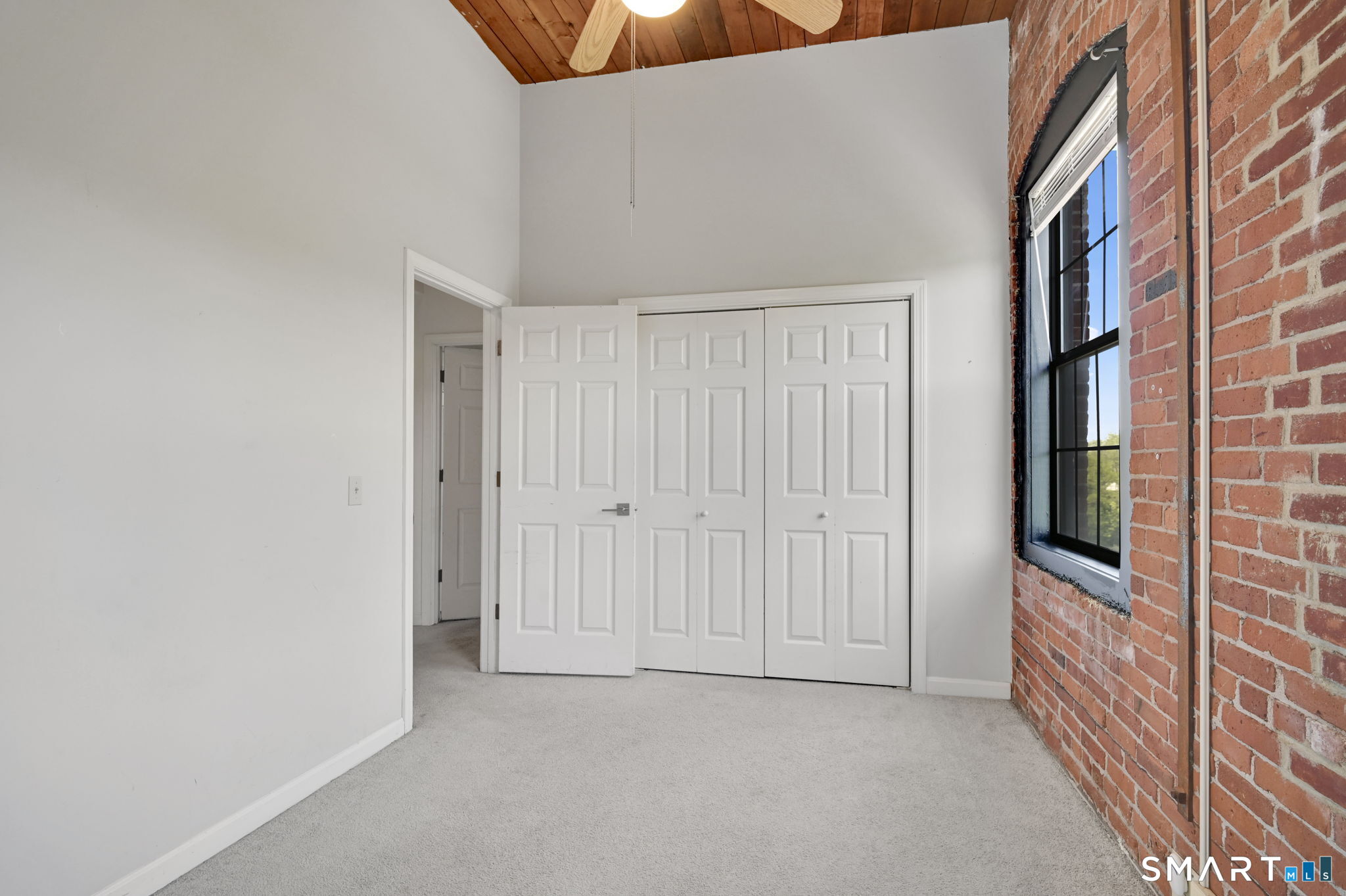 16 Vernon Avenue 50