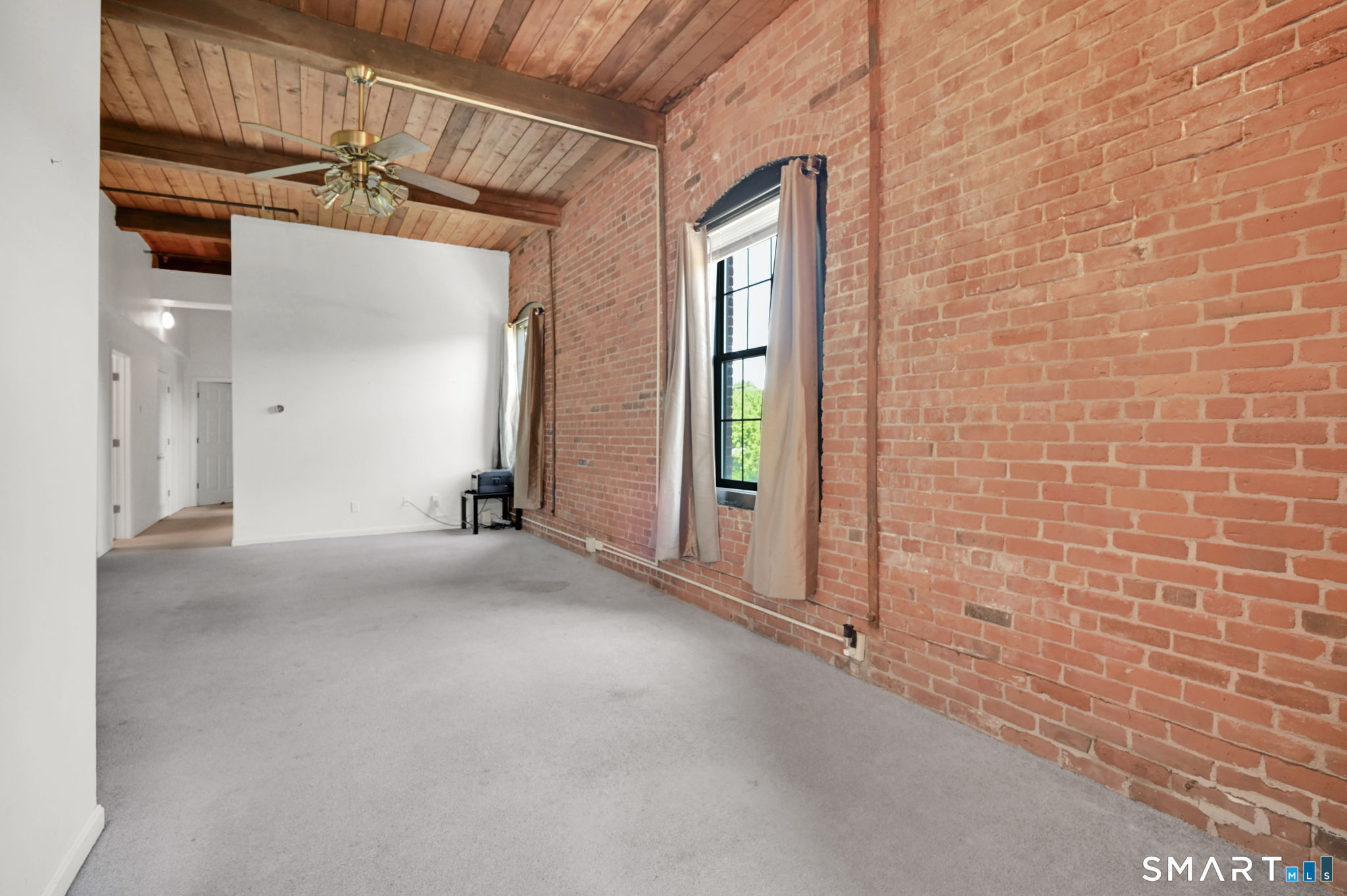 16 Vernon Avenue 50