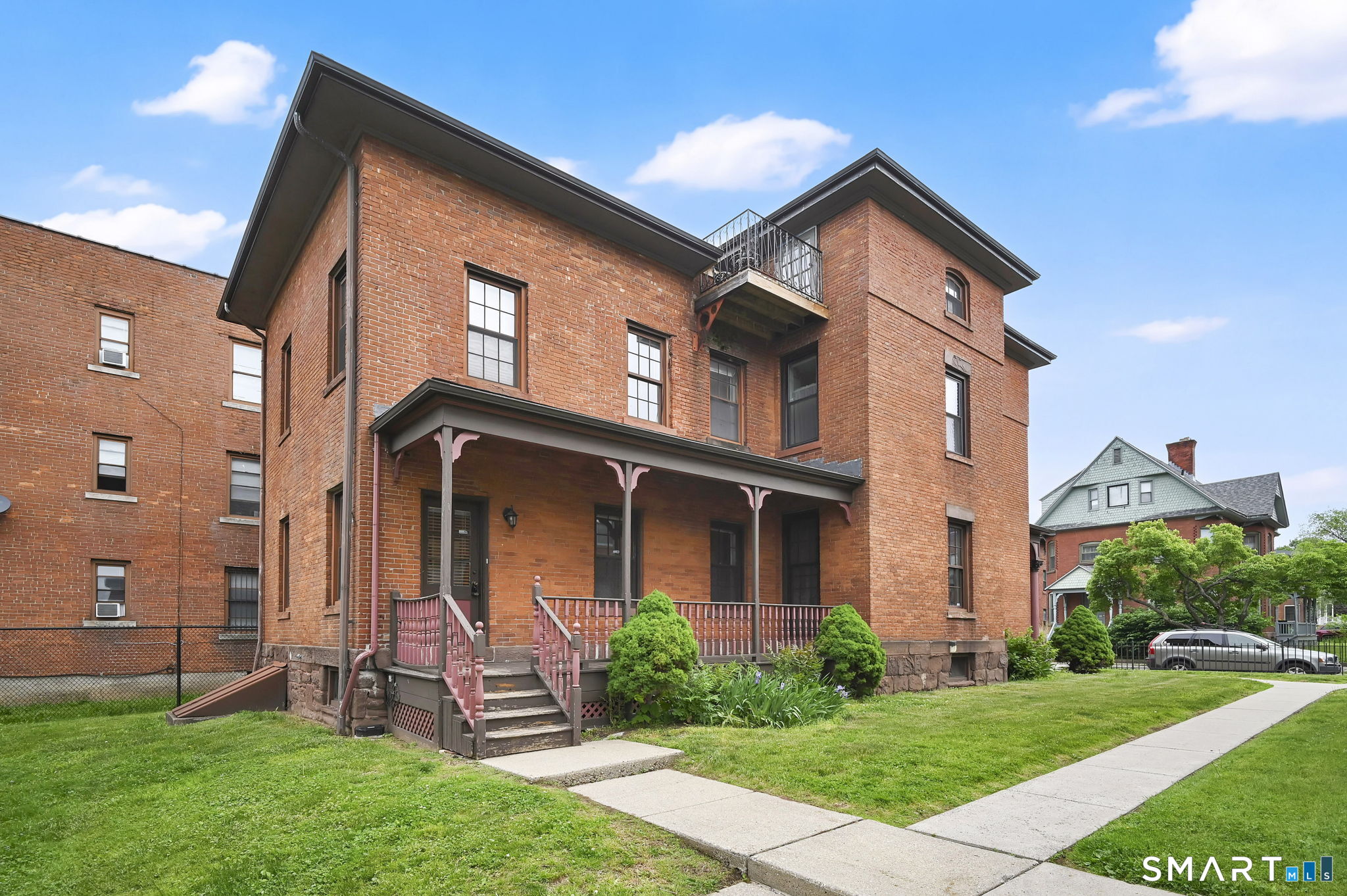33 Congress Street C