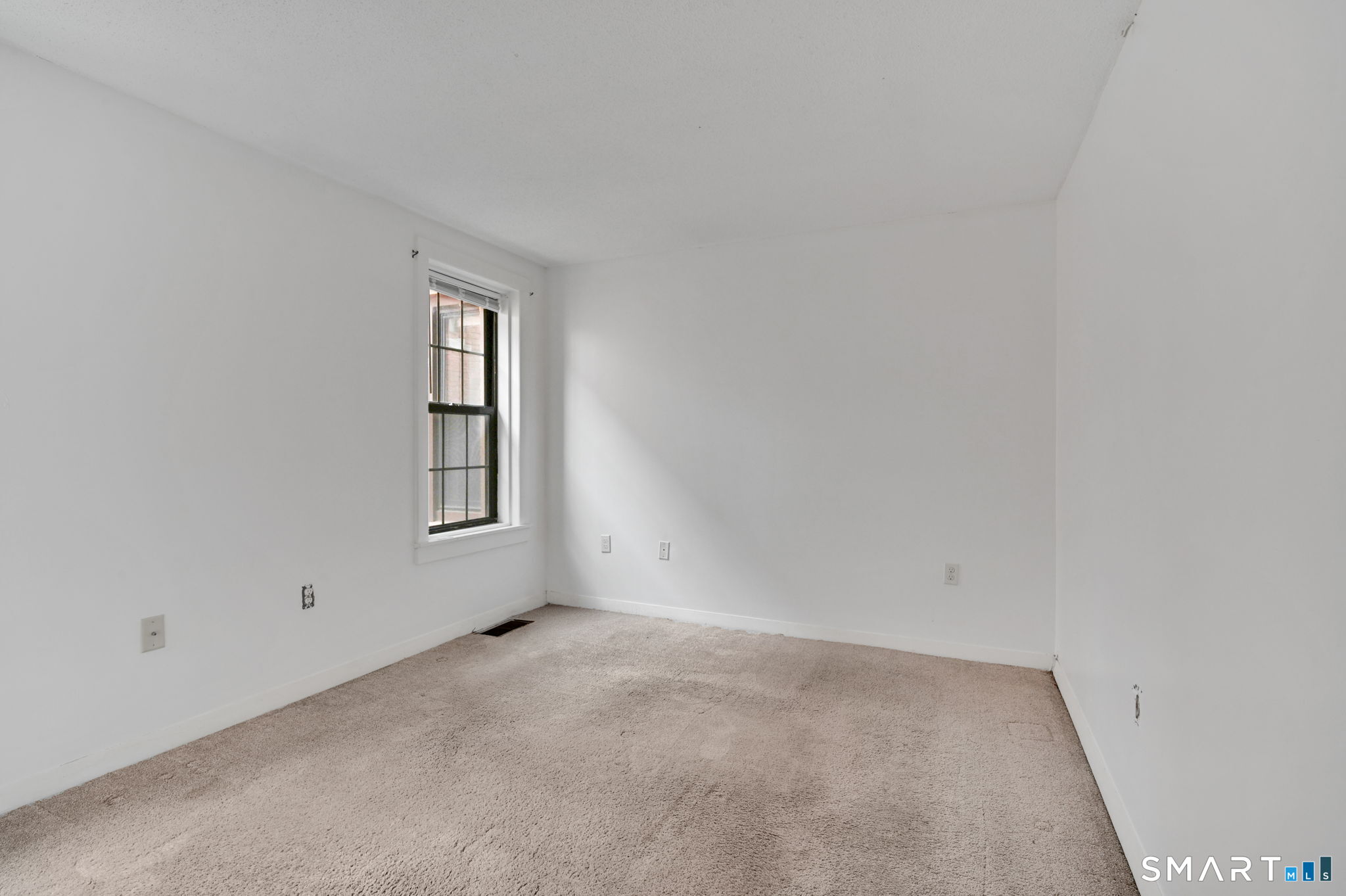 33 Congress Street C