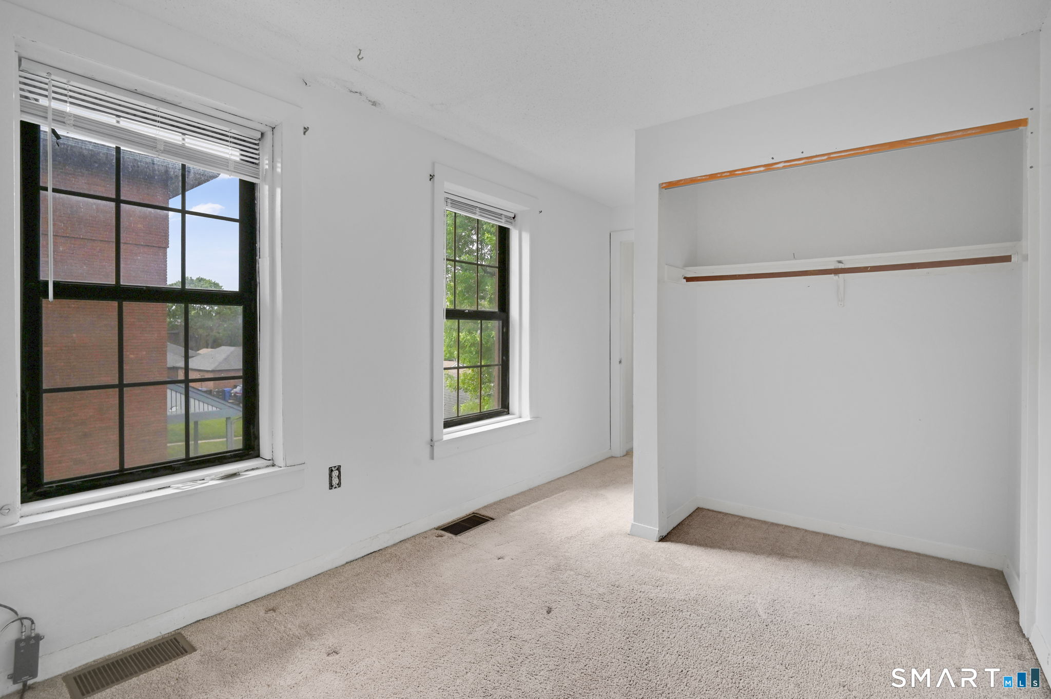 33 Congress Street C