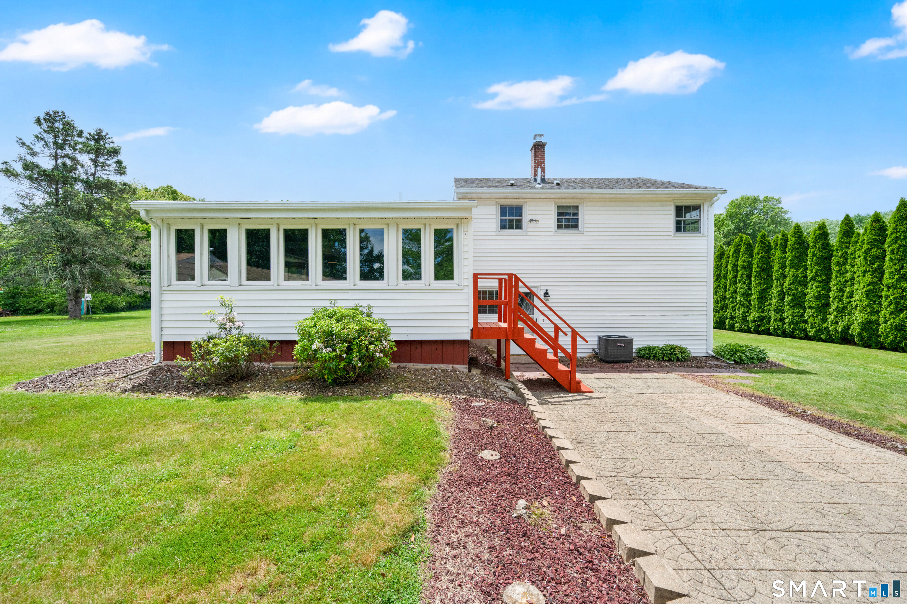 121 Dogwood Lane
