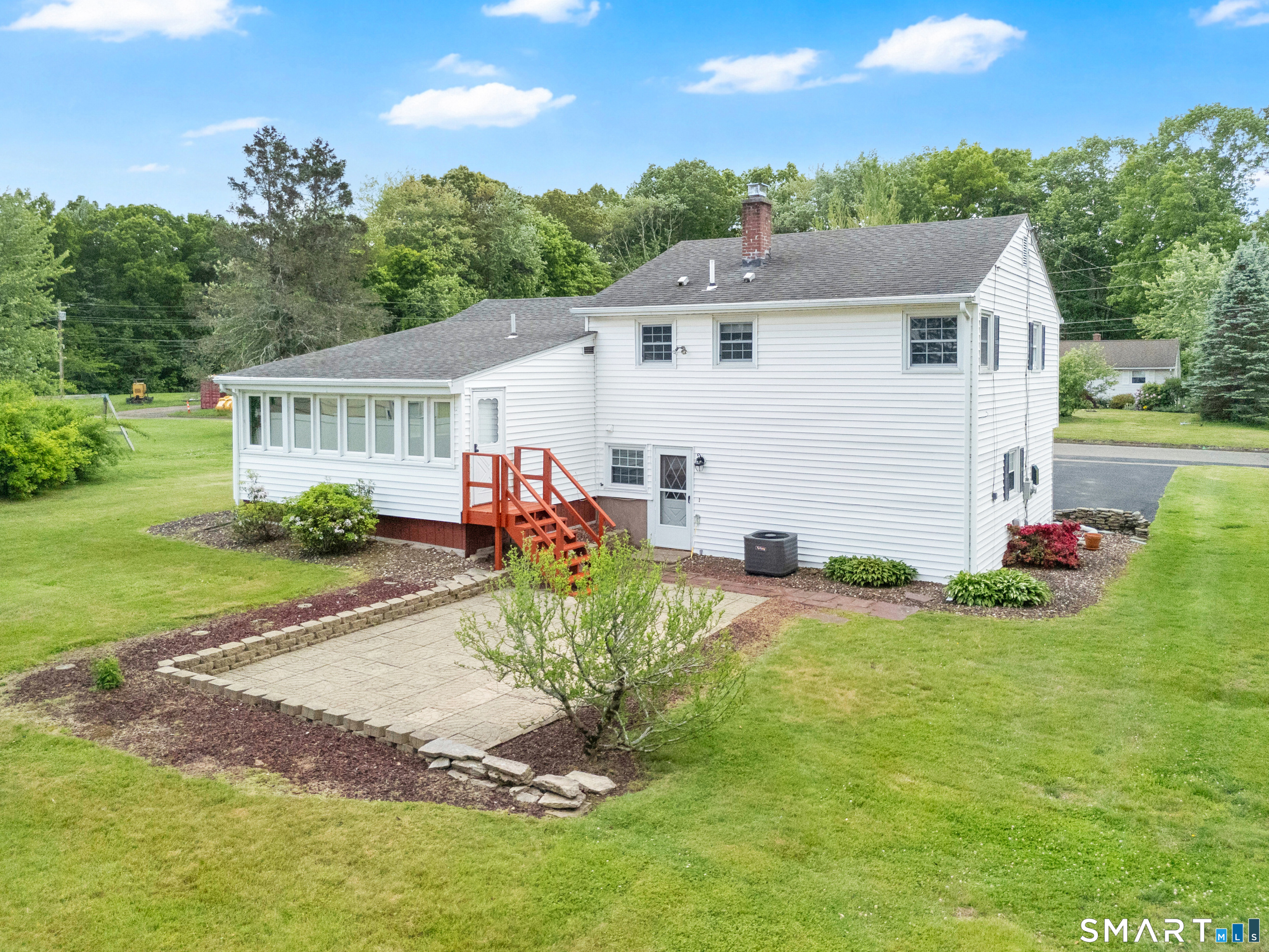 121 Dogwood Lane