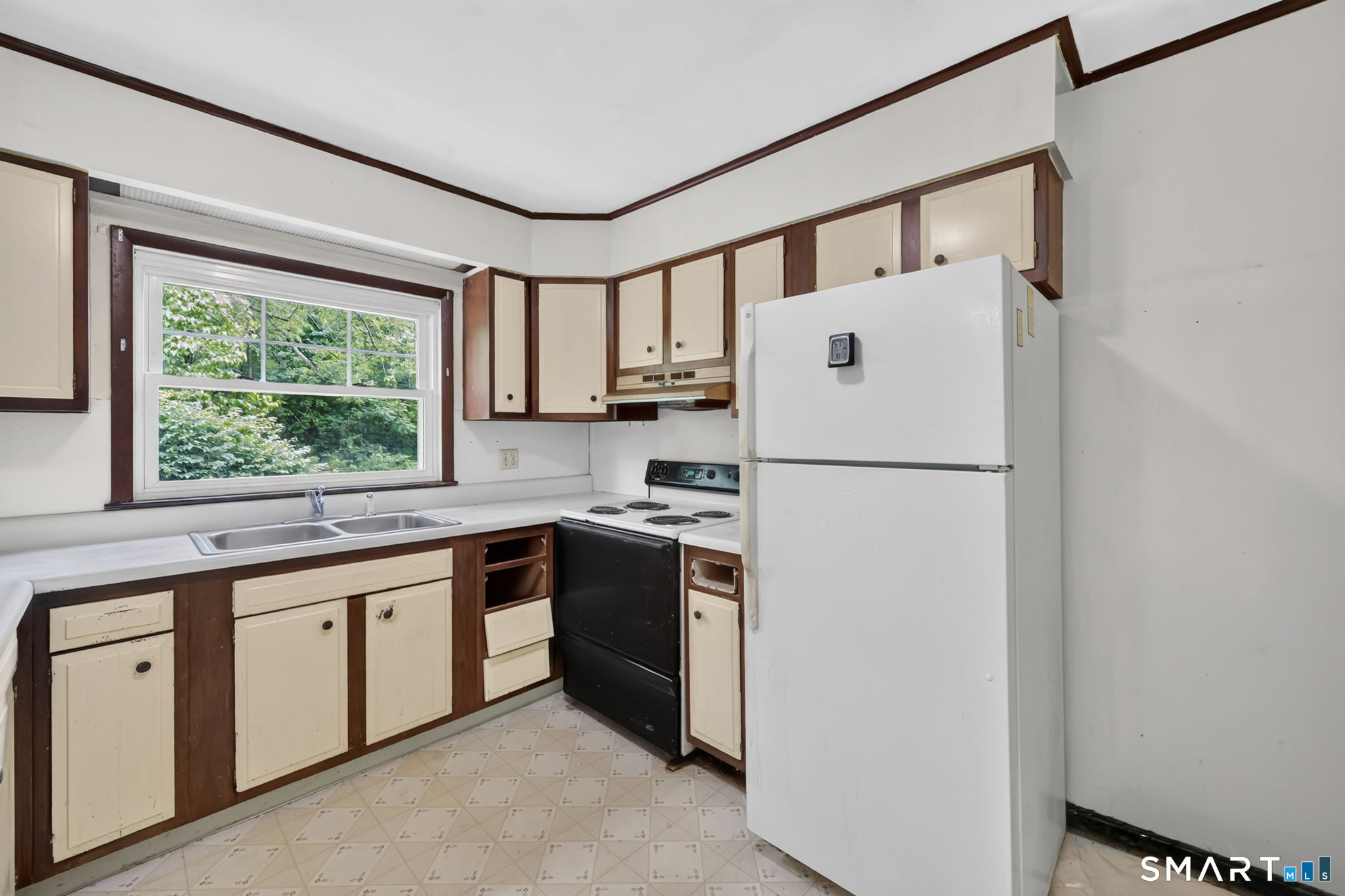 64 Hoffman Road