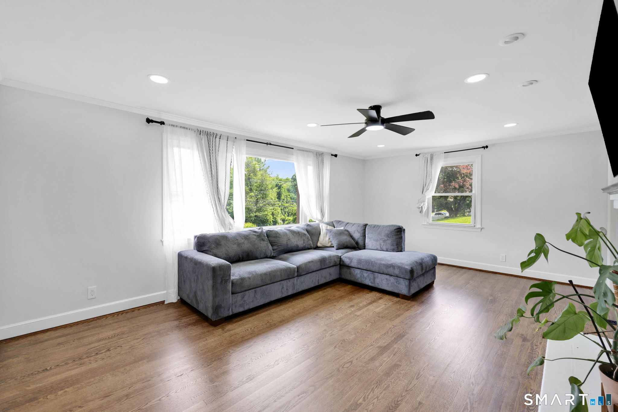 359 Oakland Road