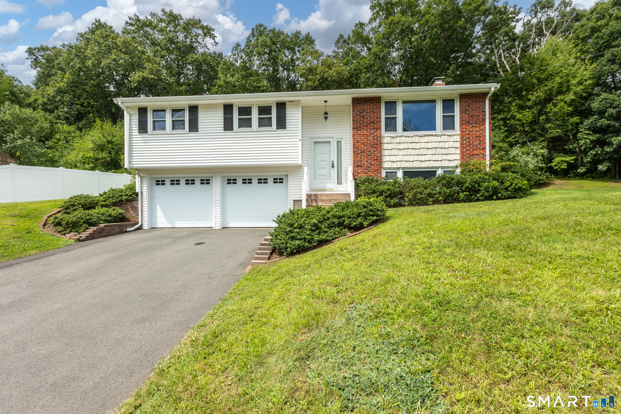 8 Geraldine Drive