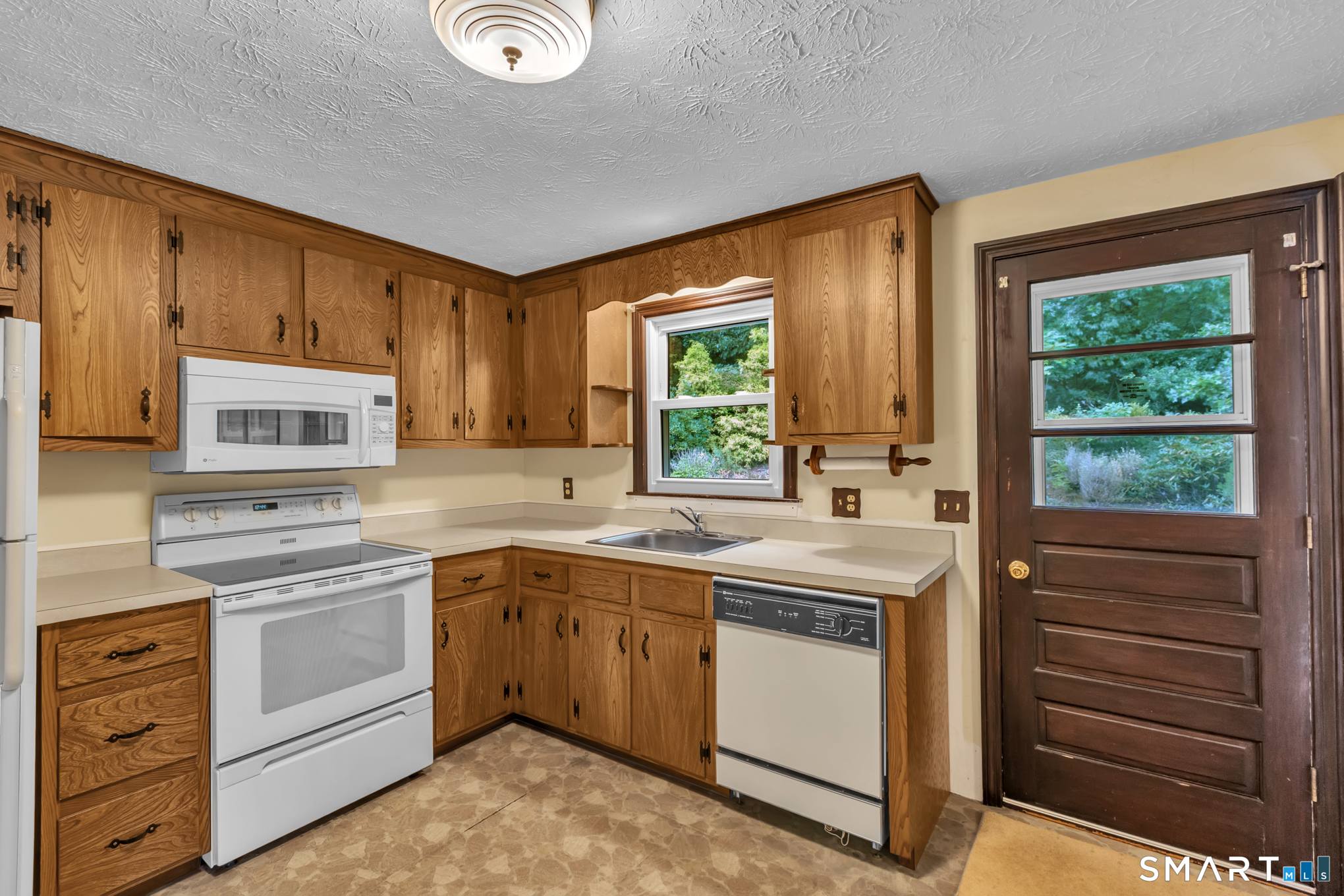 8 Geraldine Drive