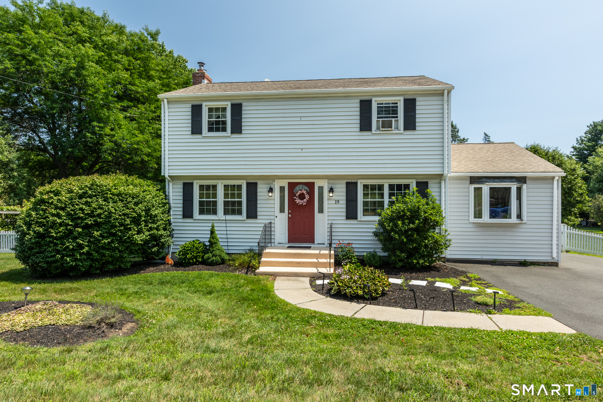 19 Hillside Drive