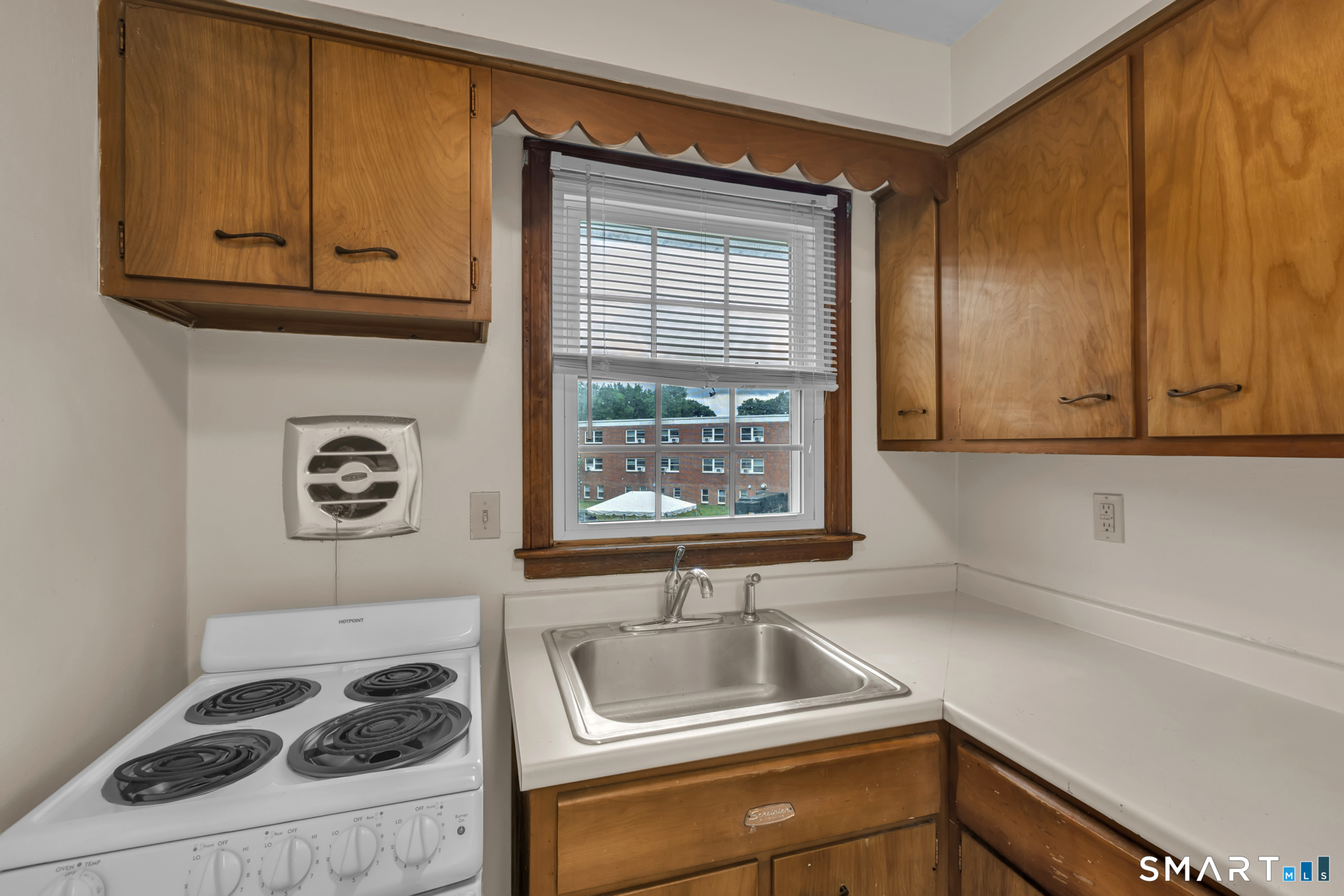 295 Bidwell Street Unit: l