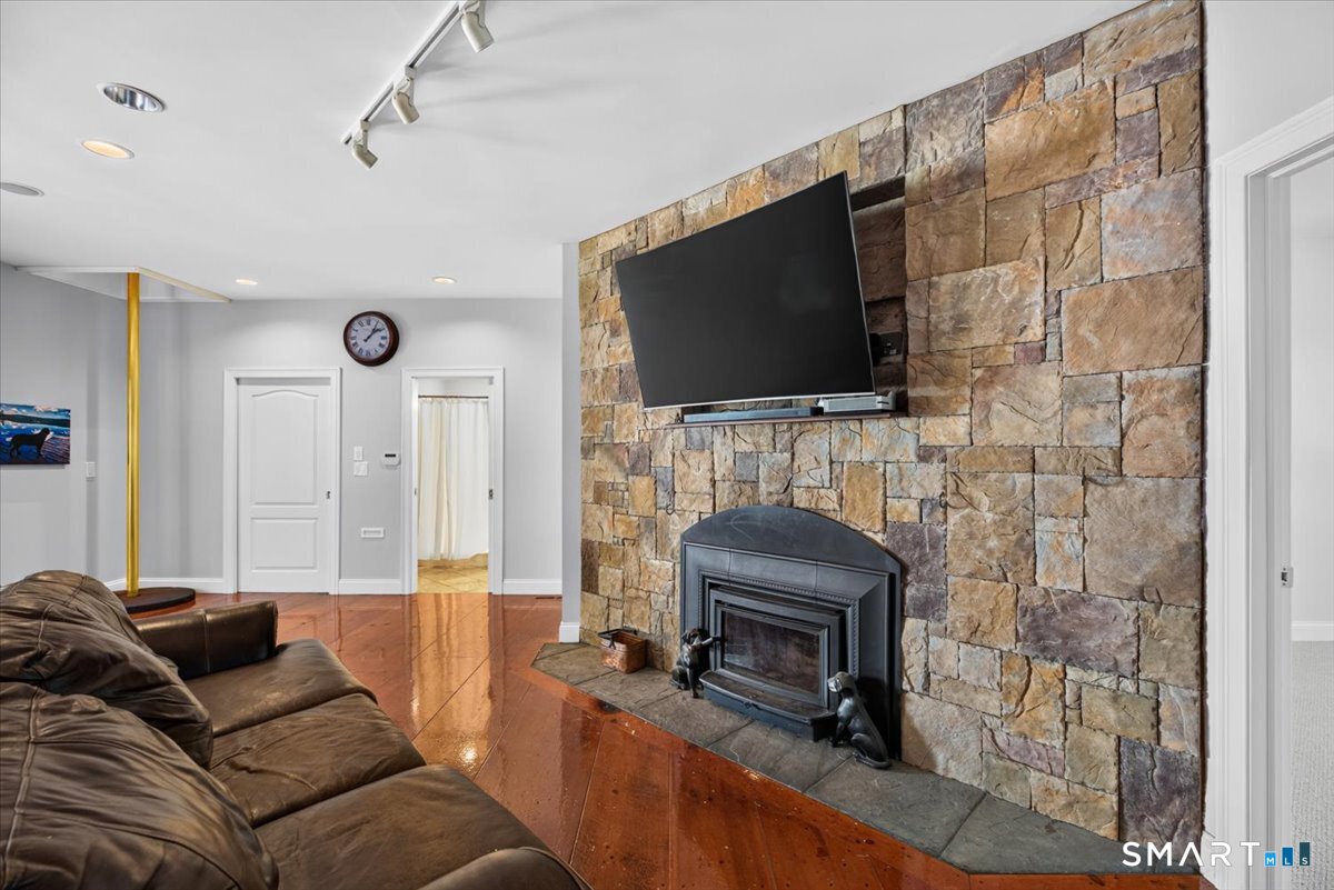 648 Tobacco Street