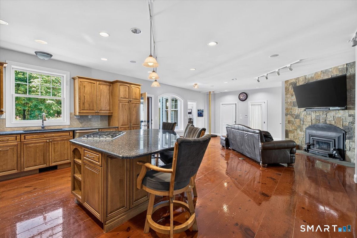 648 Tobacco Street