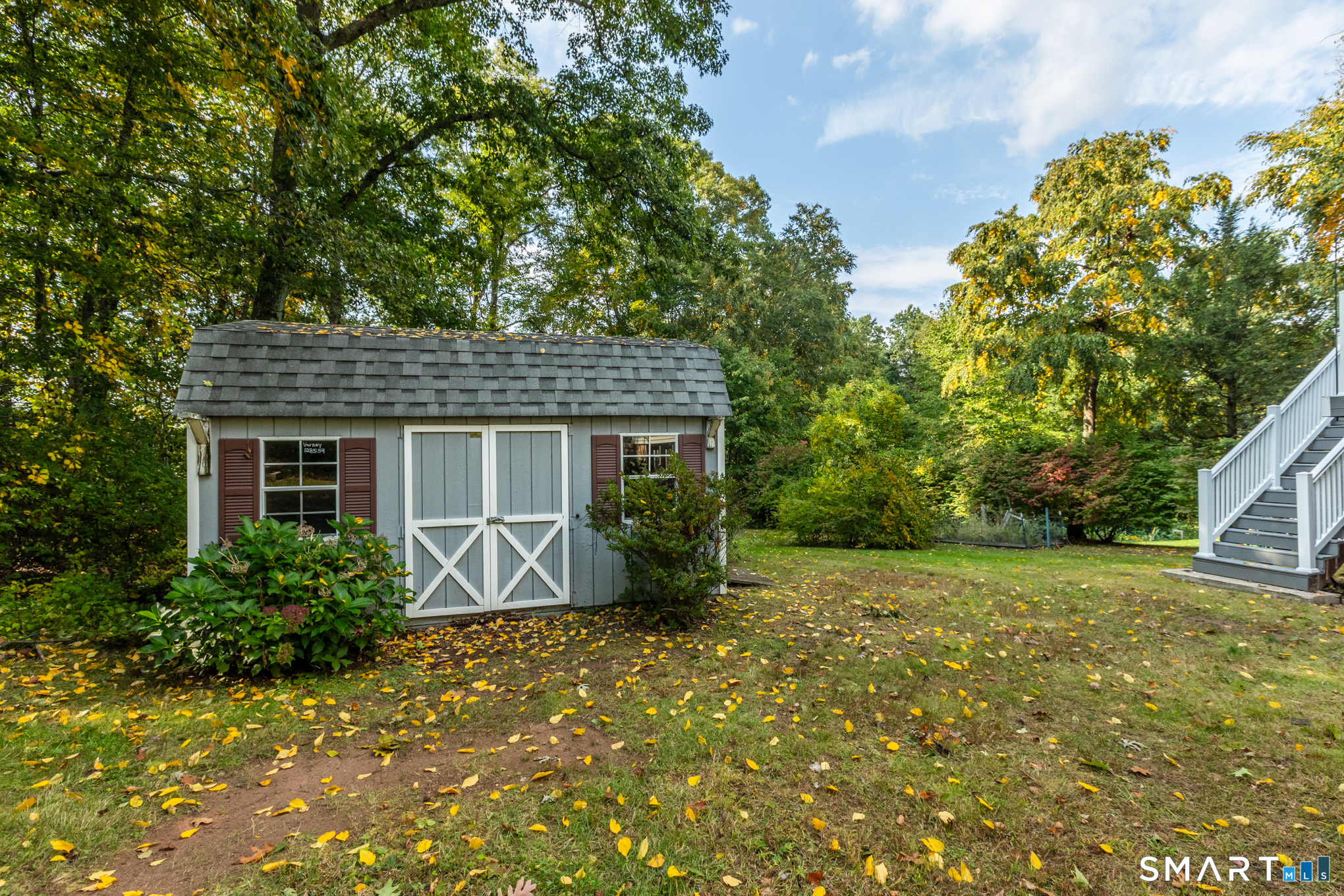 159 Ellington Avenue