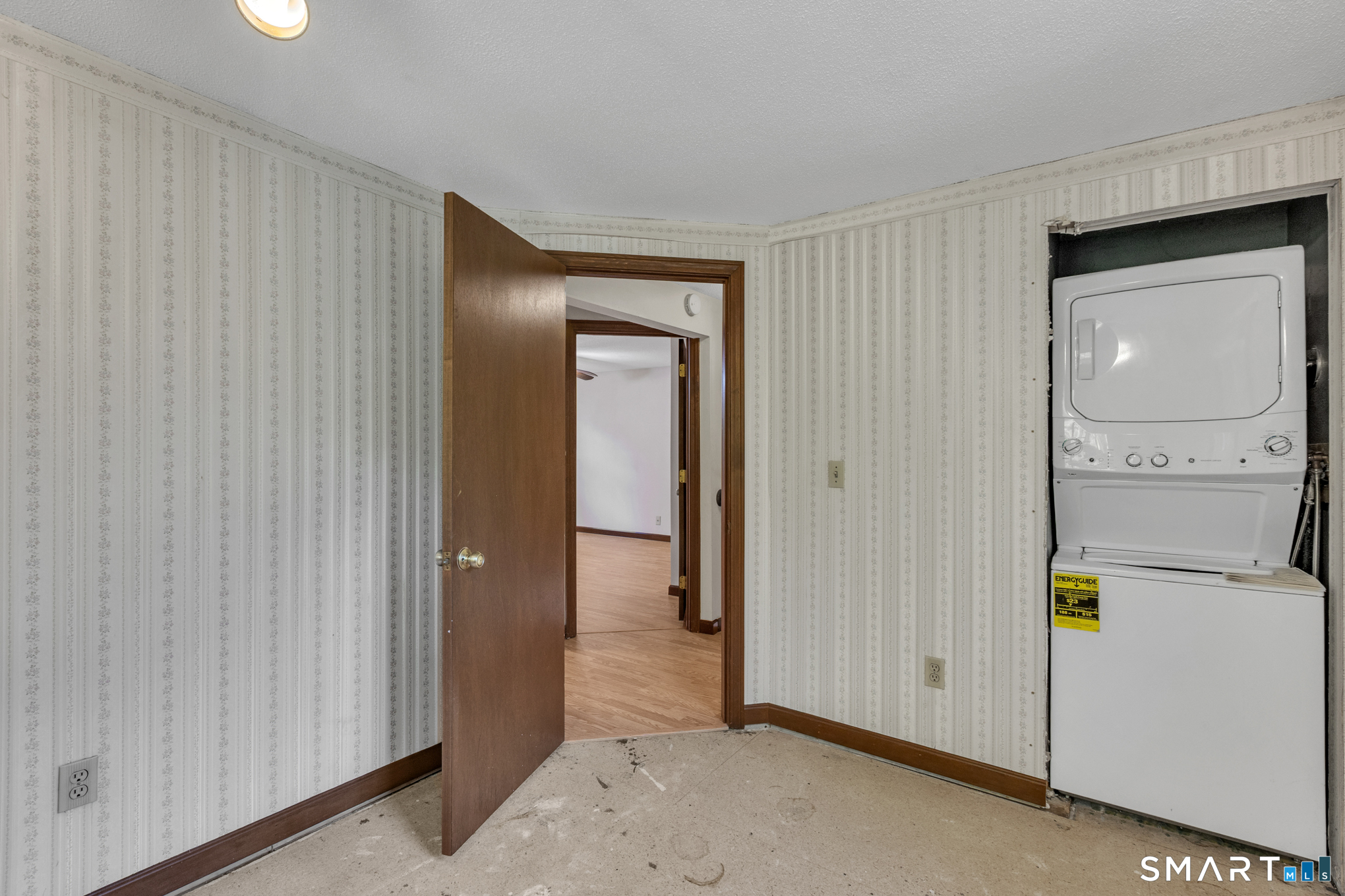159 Ellington Avenue