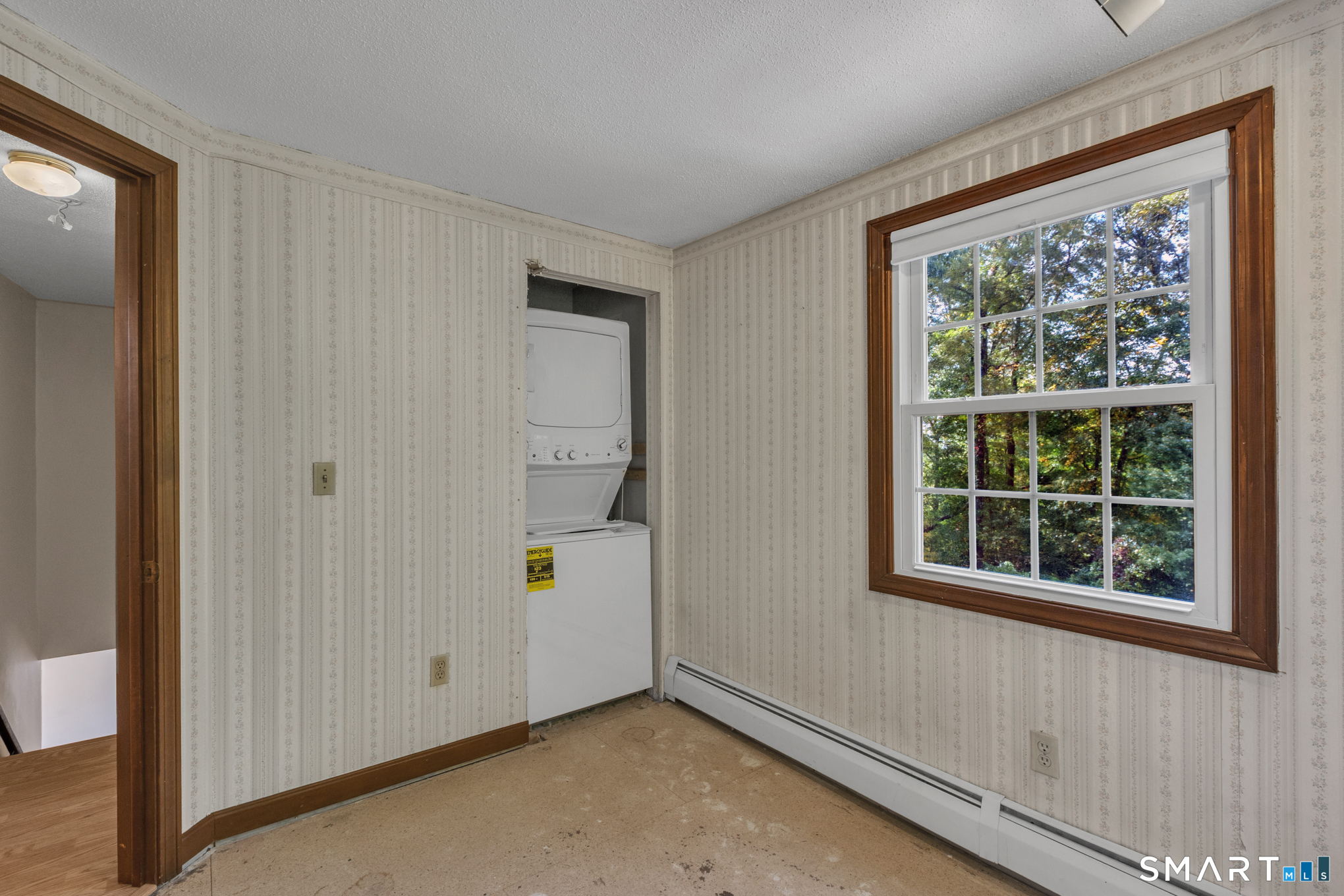 159 Ellington Avenue