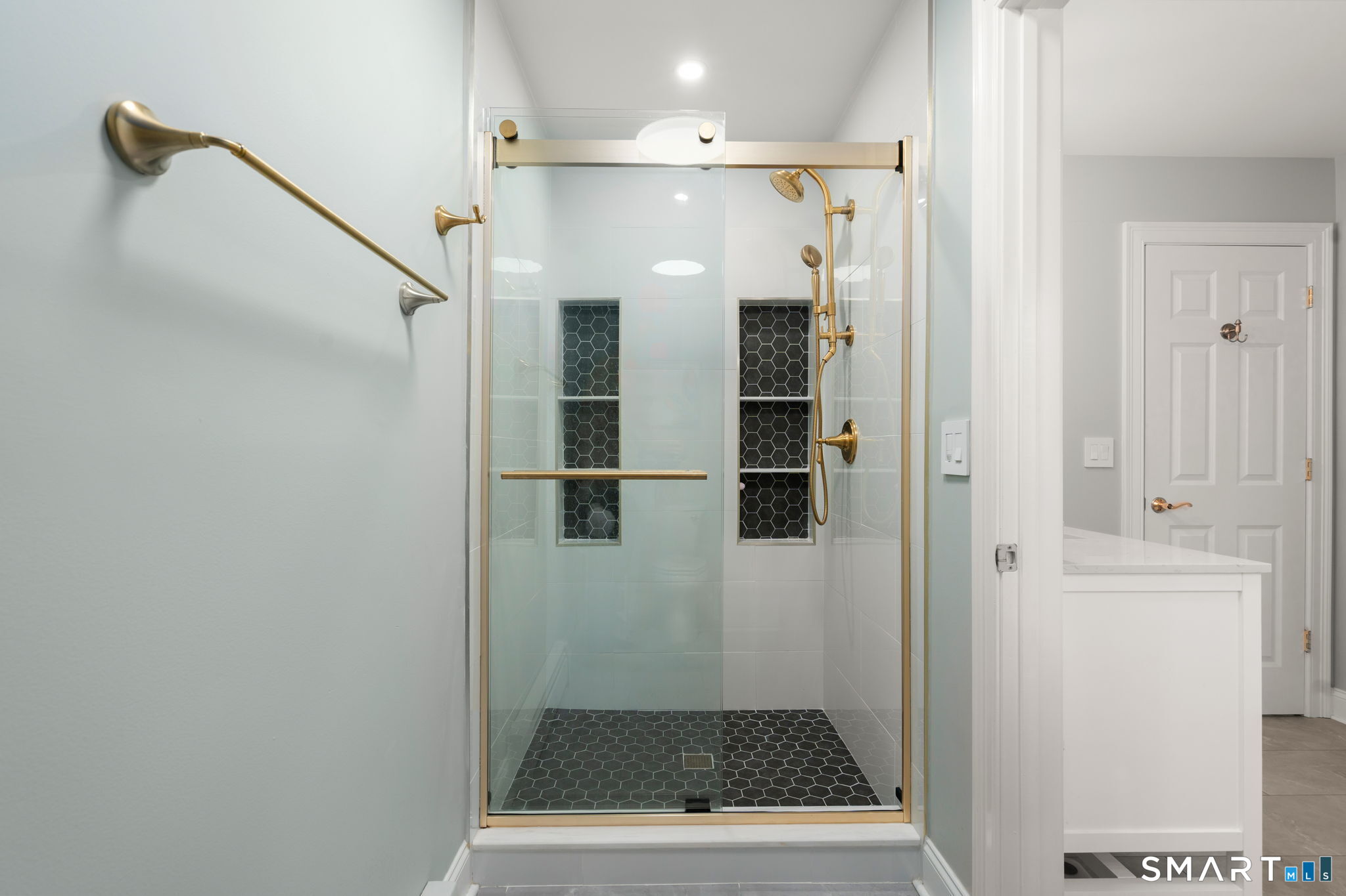68 Ridgeview Way