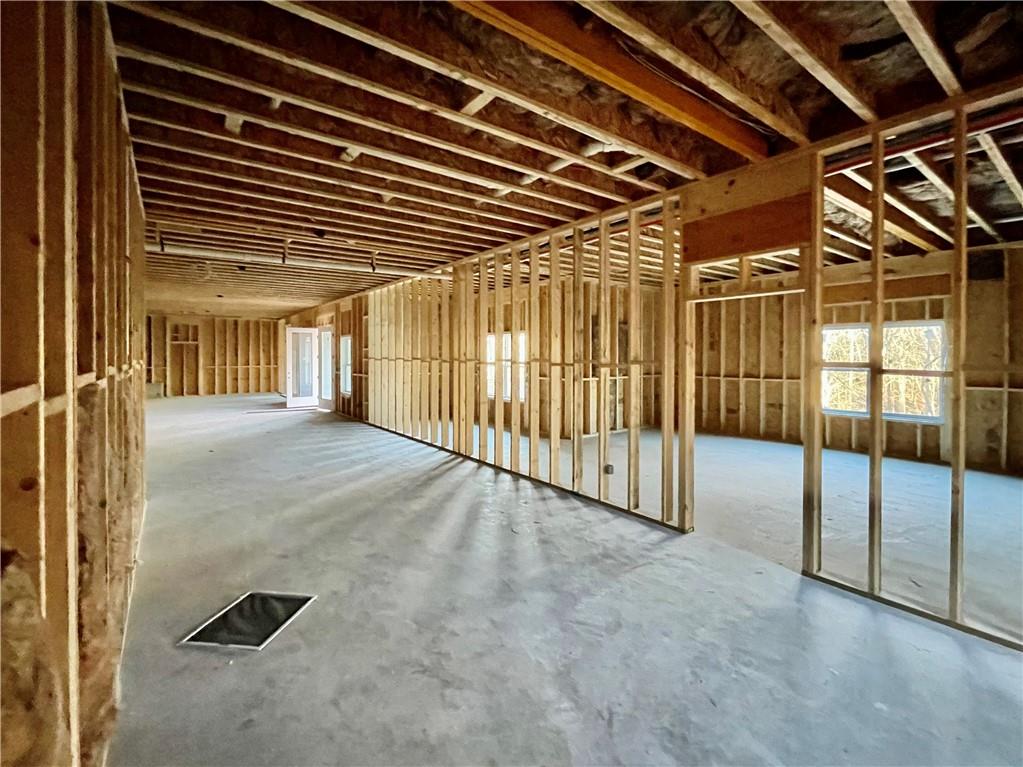 208 Belmont Drive SE