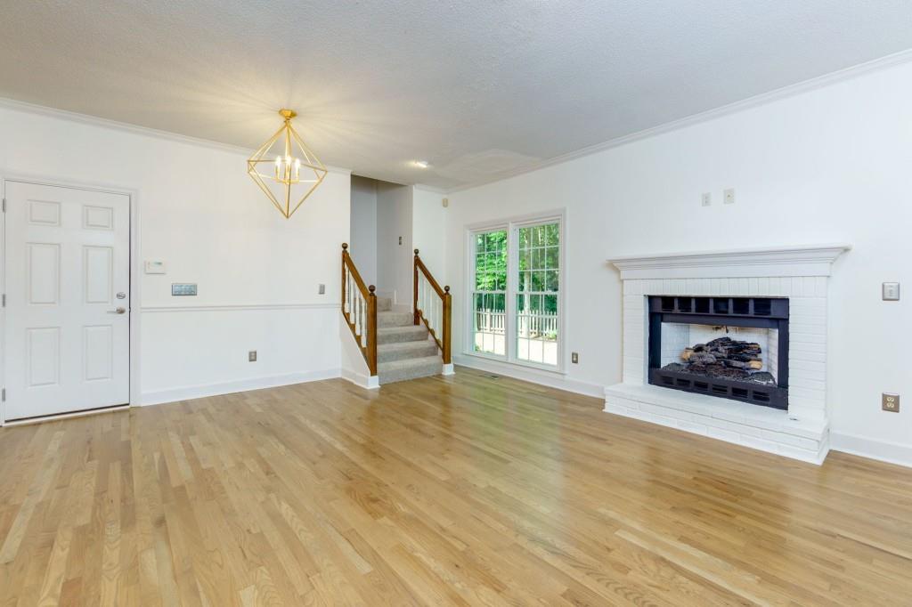 2621 Murdock Road