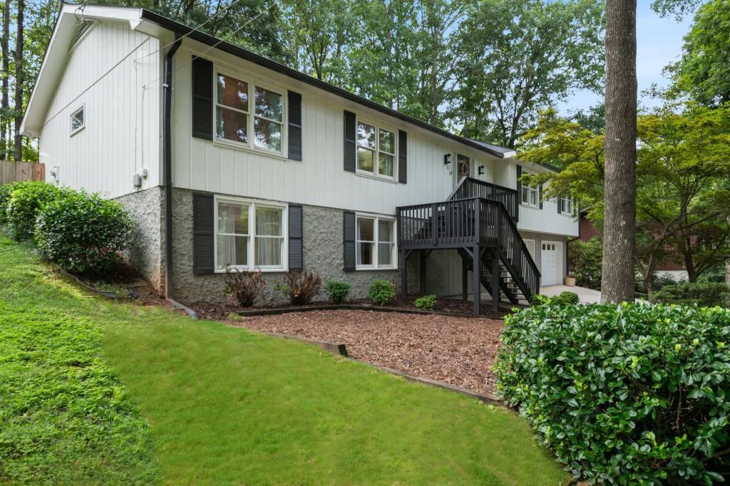 3110 Meadow Drive