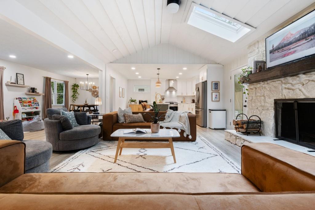 3110 Meadow Drive