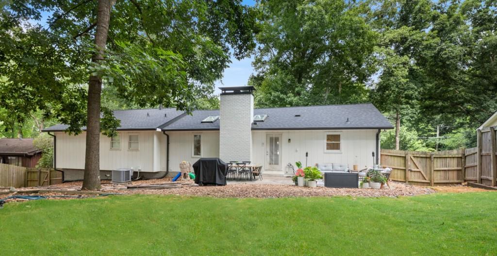 3110 Meadow Drive