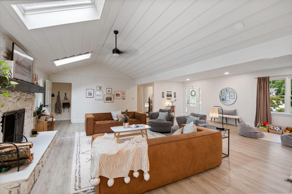 3110 Meadow Drive